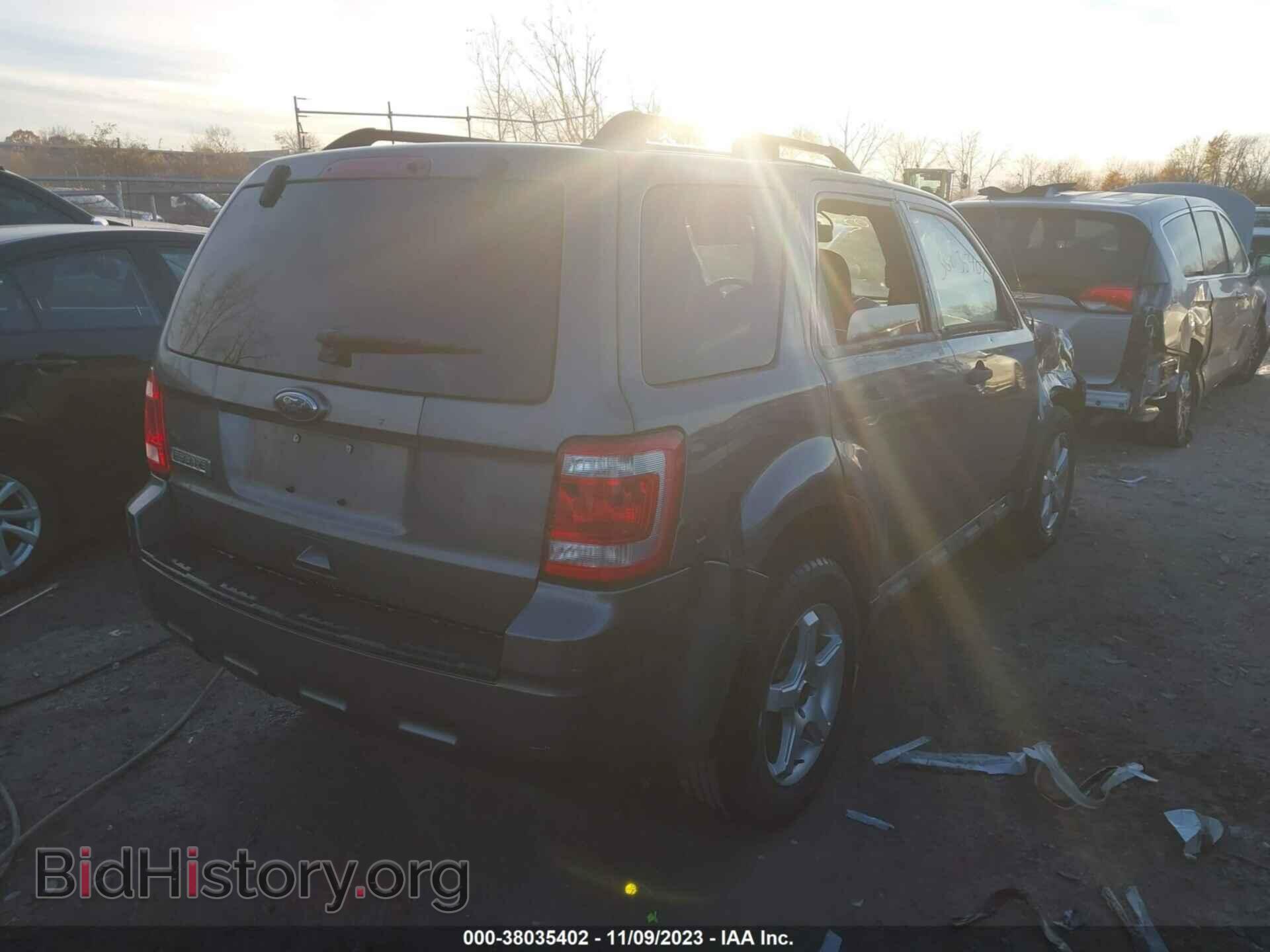 2010 FORD ESCAPE - VIN: 1FMCU0D73AKB62831 - Фото 4