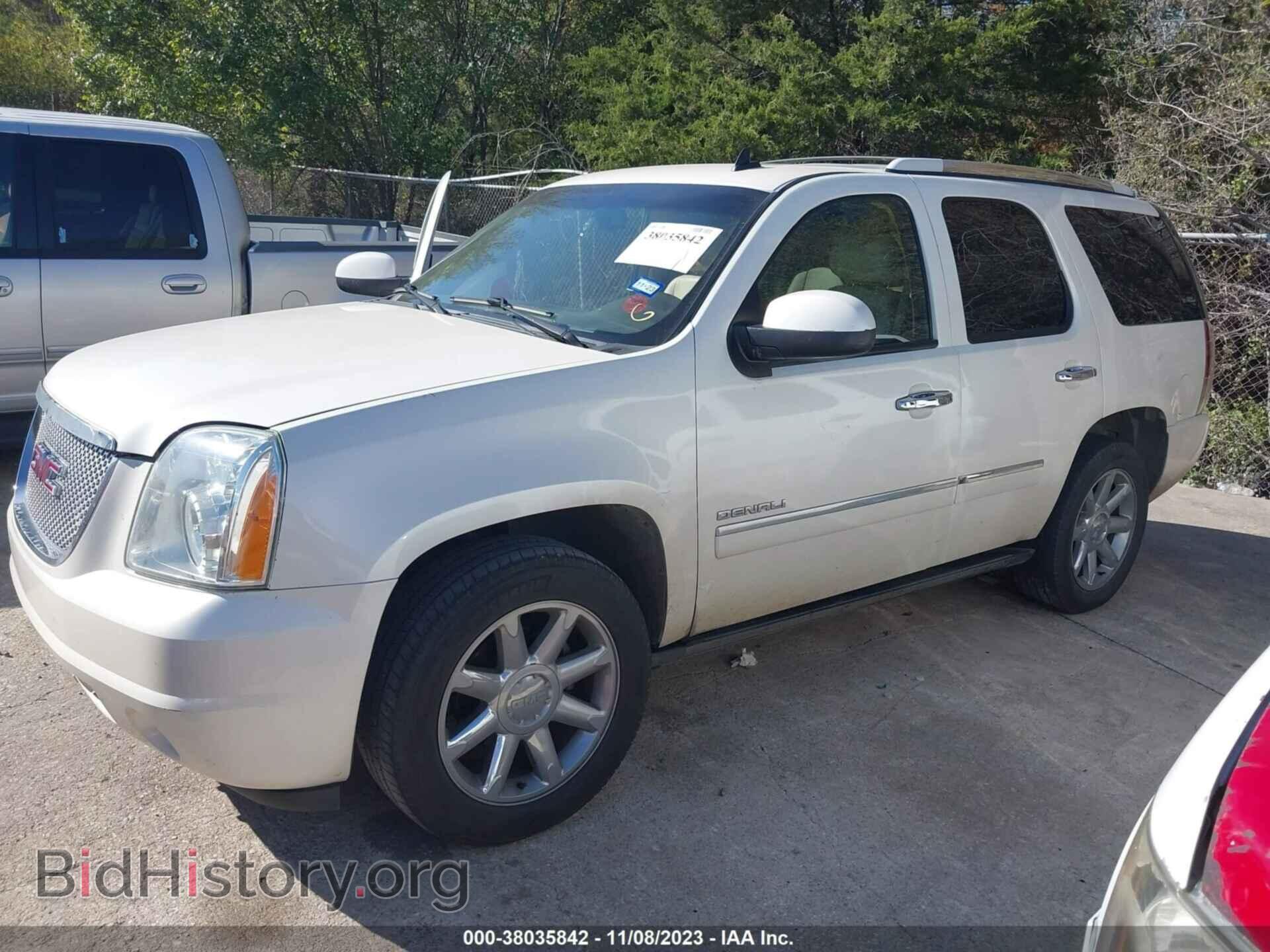 2014 GMC YUKON - VIN: 1GKS1EEF4ER103025 - Фото 2