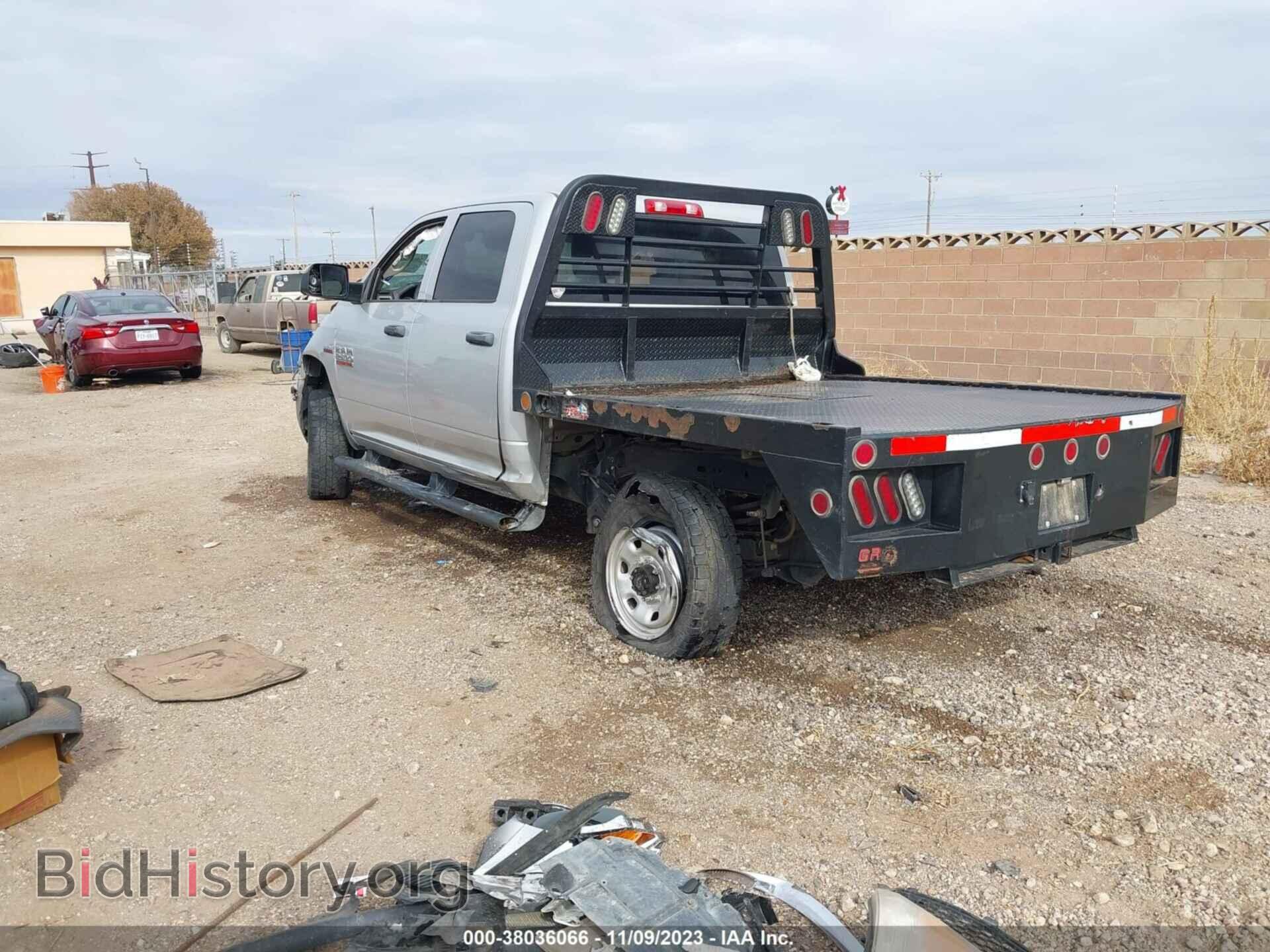 2017 RAM 2500 - VIN: 3C6TR5CT3HG539121 - Фото 3