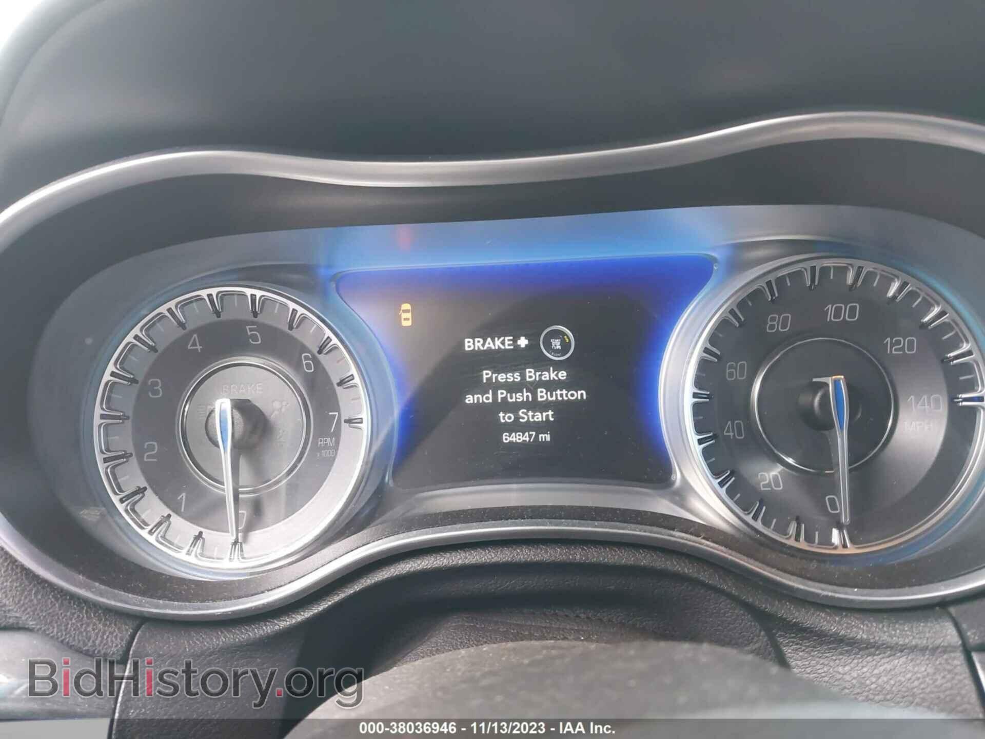 2019 CHRYSLER 300 - VIN: 2C3CCAAGXKH601828 - Фото 7