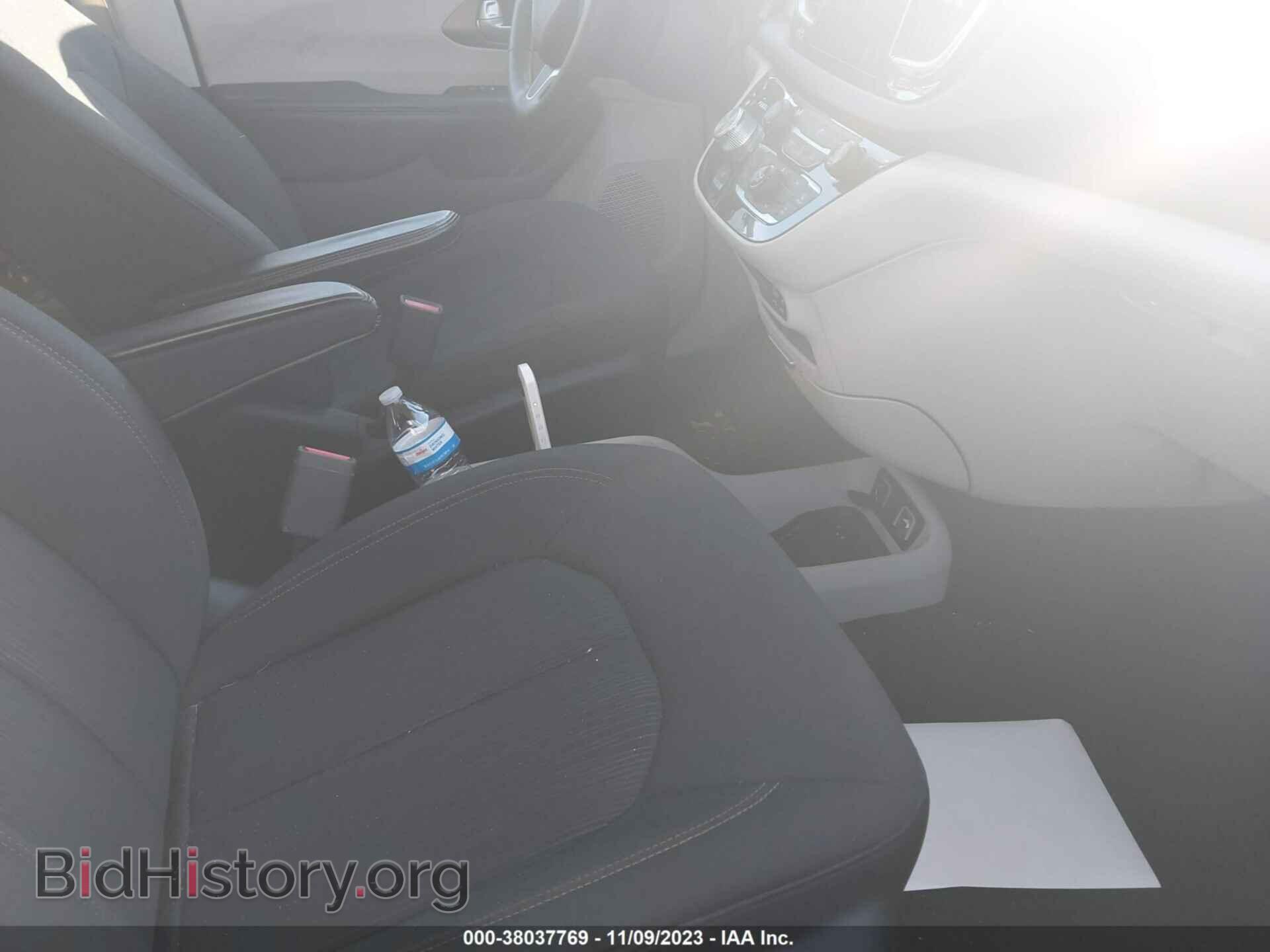 2017 CHRYSLER PACIFICA - VIN: 2C4RC1DG1HR503923 - Photo 5