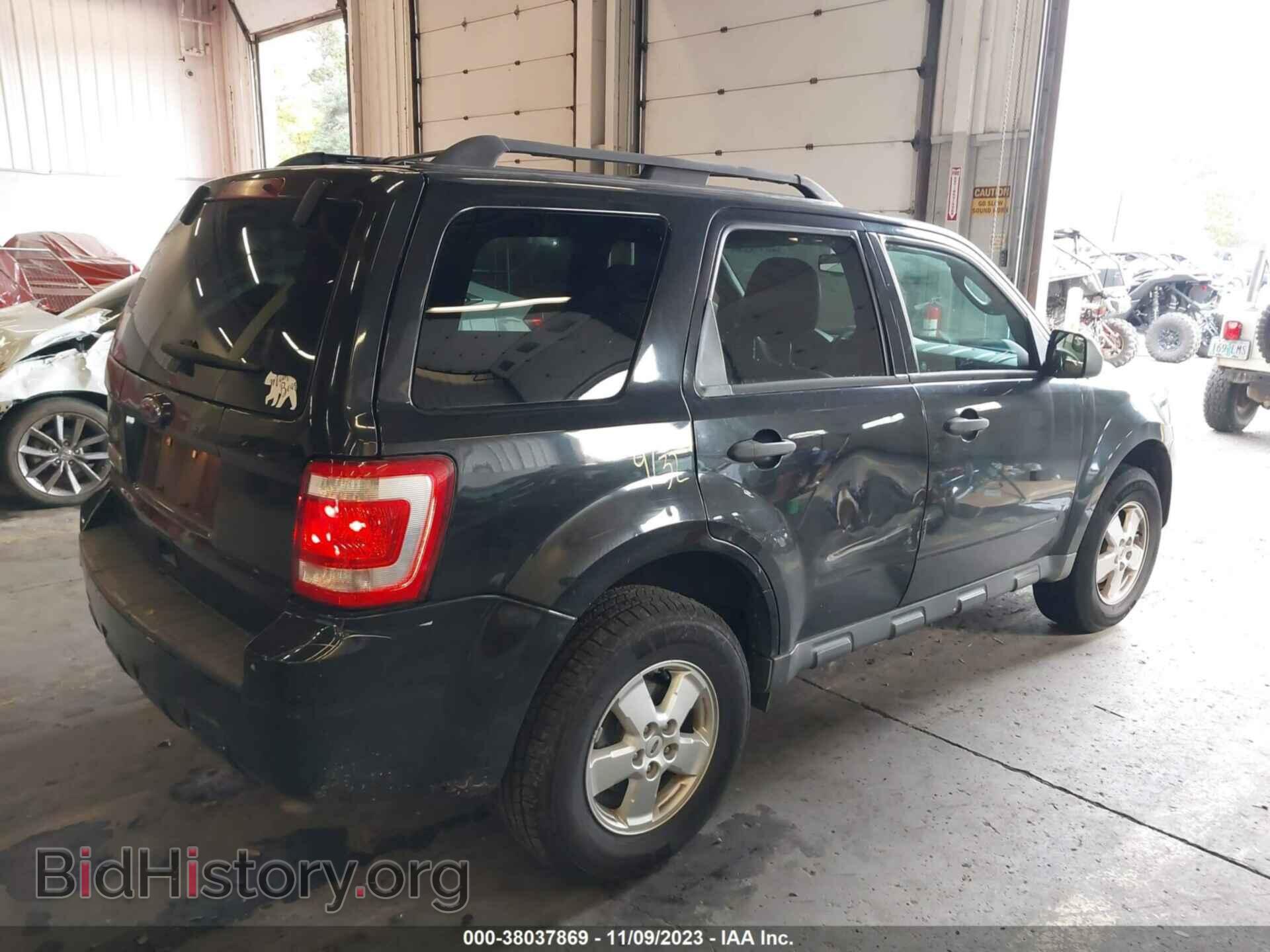 2011 FORD ESCAPE - VIN: 1FMCU9D72BKA22405 - Фото 4