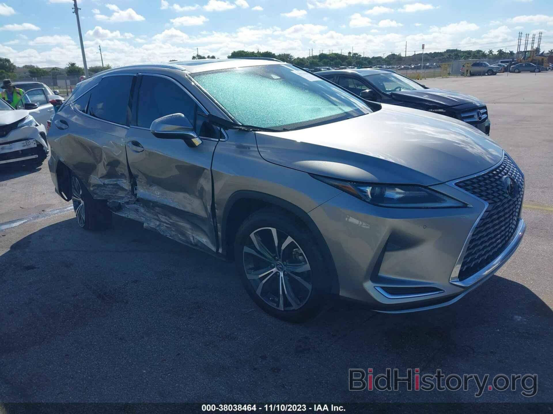 Photo 2T2HZMAAXLC176034 - LEXUS RX 2020