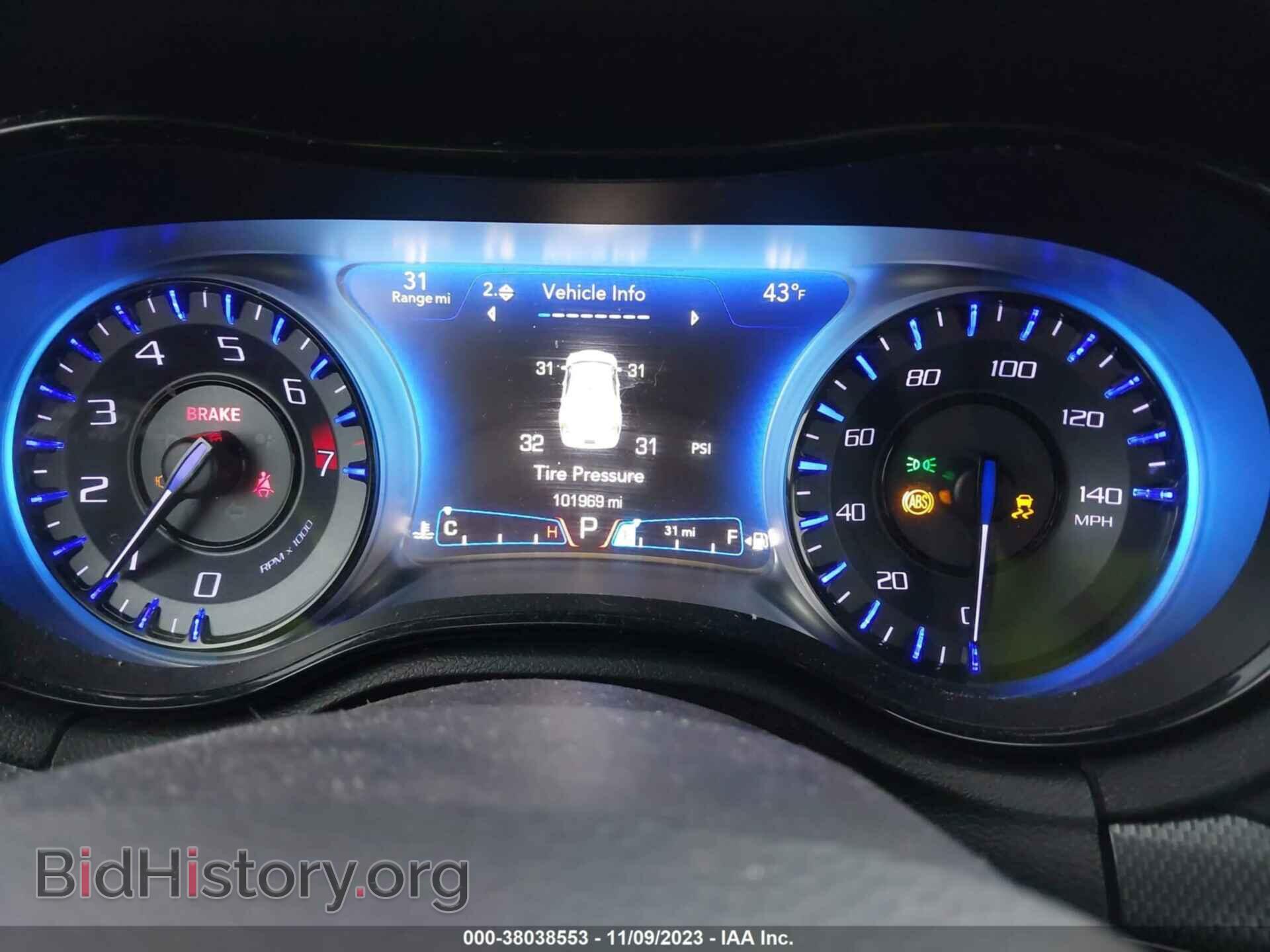 2015 CHRYSLER 300 - VIN: 2C3CCAGG6FH814434 - Фото 7