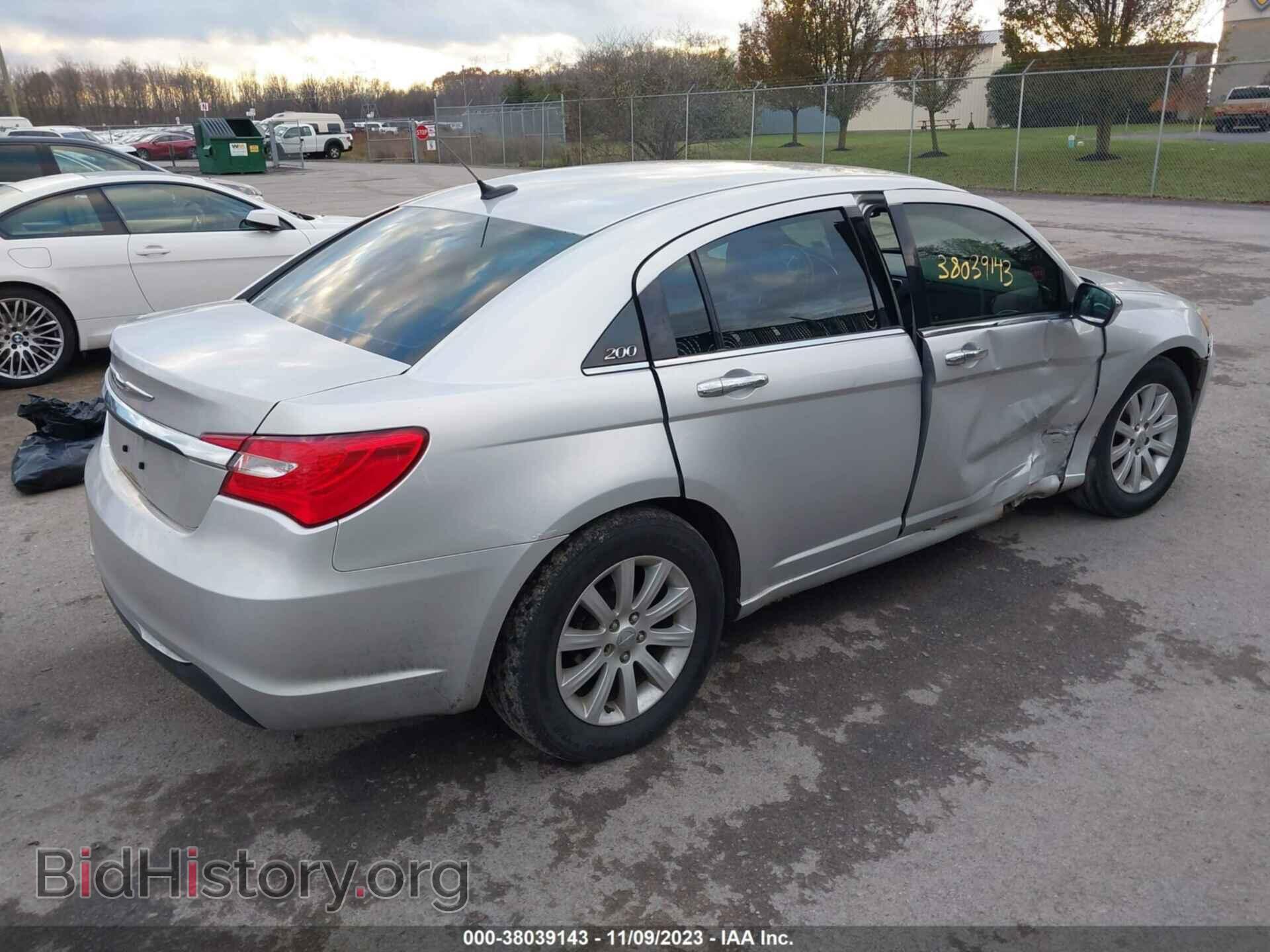 2012 CHRYSLER 200 - VIN: 1C3CCBCB1CN102089 - Фото 4
