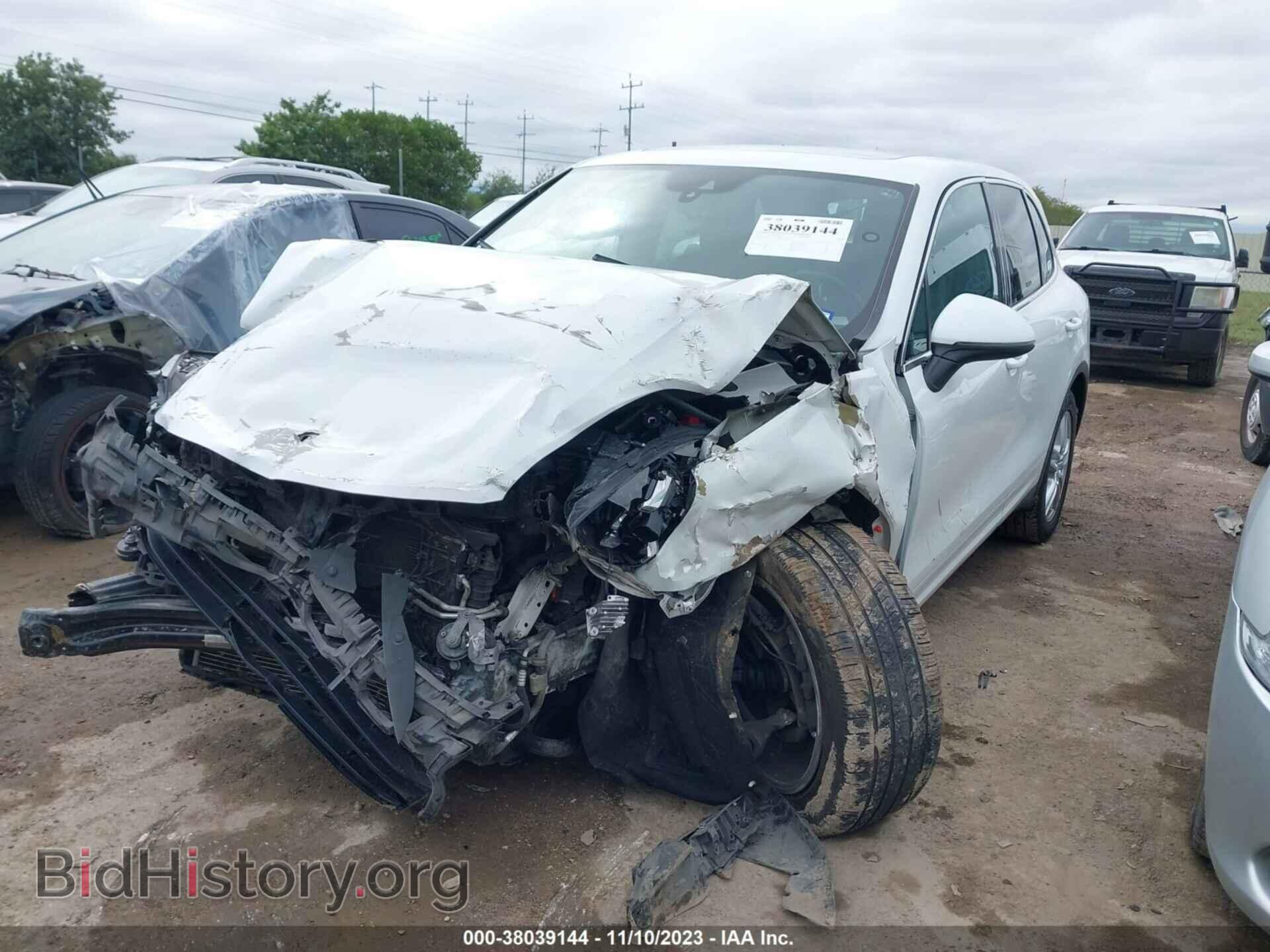 2016 PORSCHE CAYENNE - VIN: WP1AA2A26GLA03067 - Фото 2