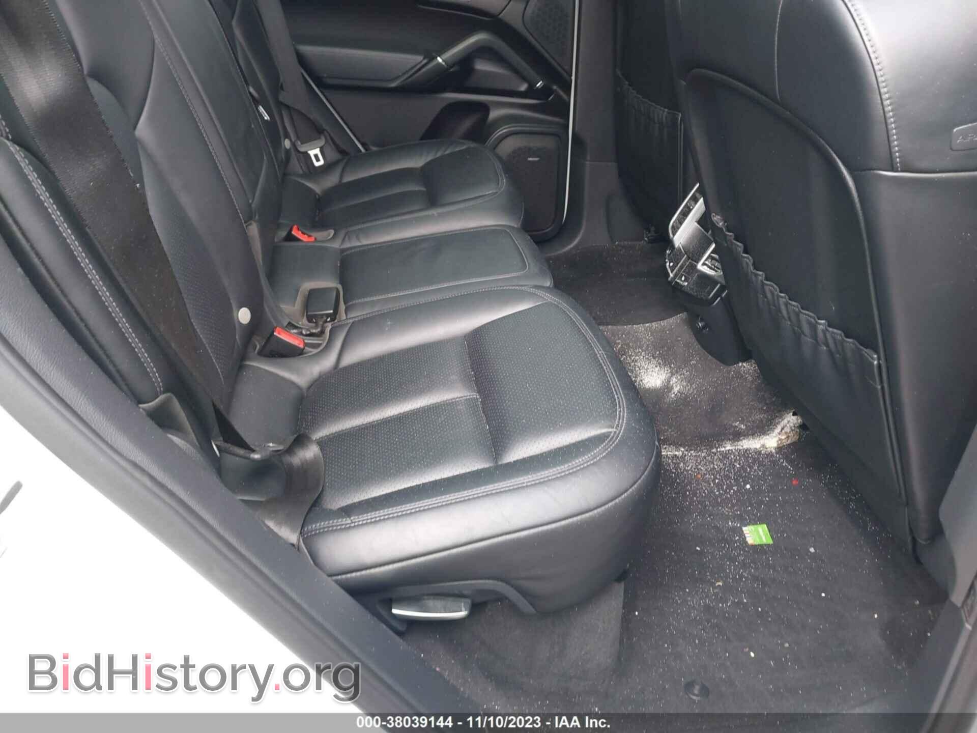 2016 PORSCHE CAYENNE - VIN: WP1AA2A26GLA03067 - Фото 8