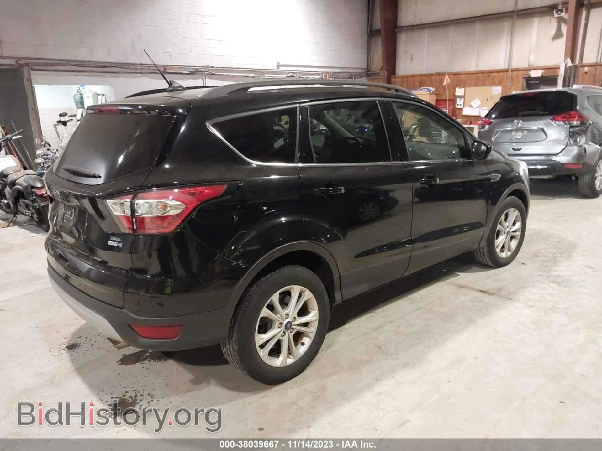 2018 FORD ESCAPE - VIN: 1FMCU9HD4JUB93028 - Фото 4