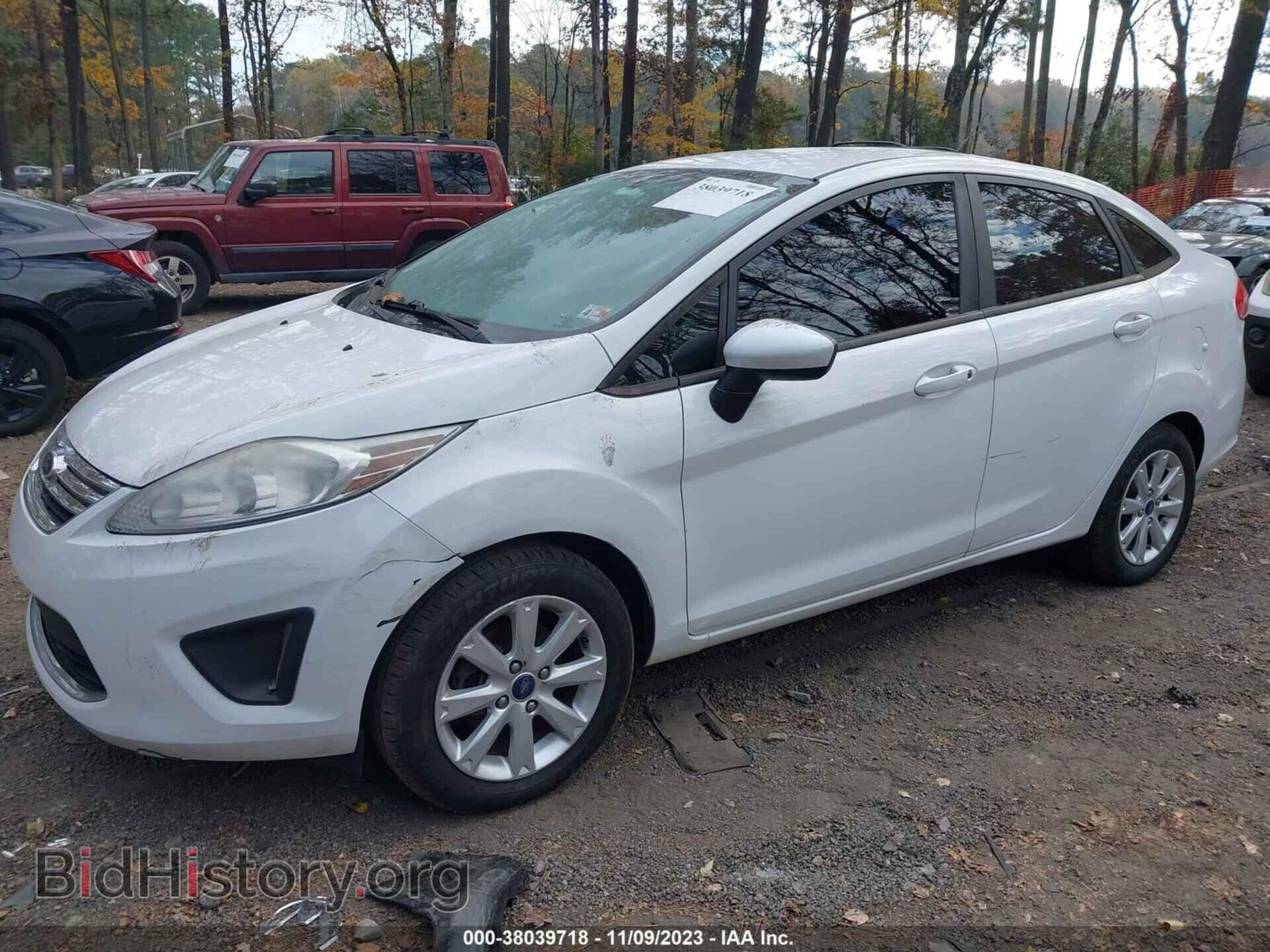 2012 FORD FIESTA - VIN: 3FADP4BJ0CM220403 - Фото 2