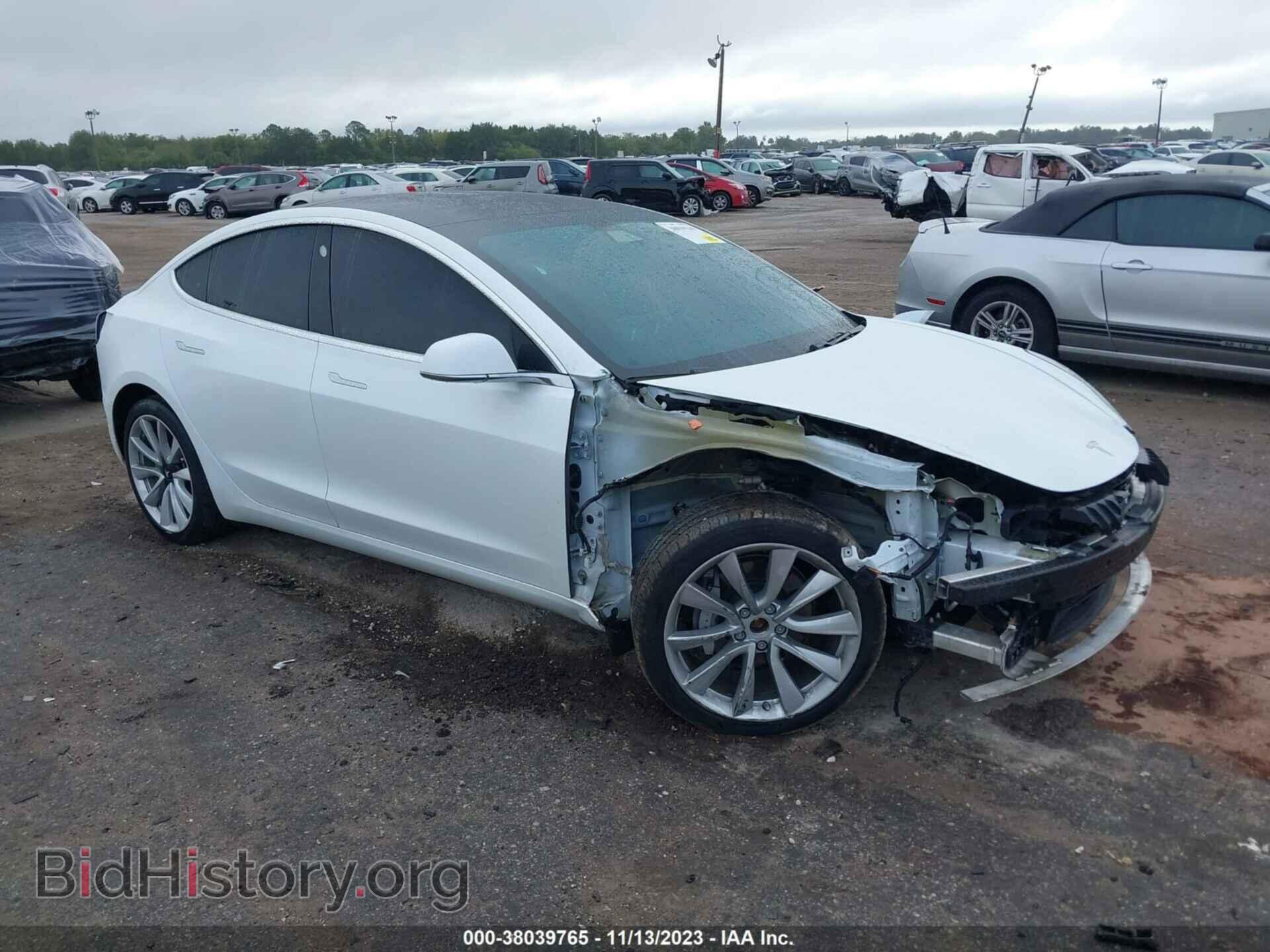 Фотография 5YJ3E1EBXKF450984 - TESLA MODEL 3 2019
