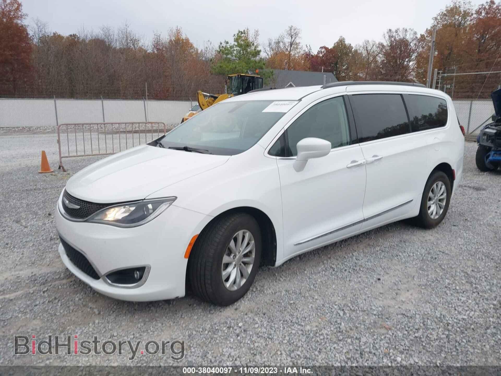 2017 CHRYSLER PACIFICA - VIN: 2C4RC1BG9HR511819 - Фото 2