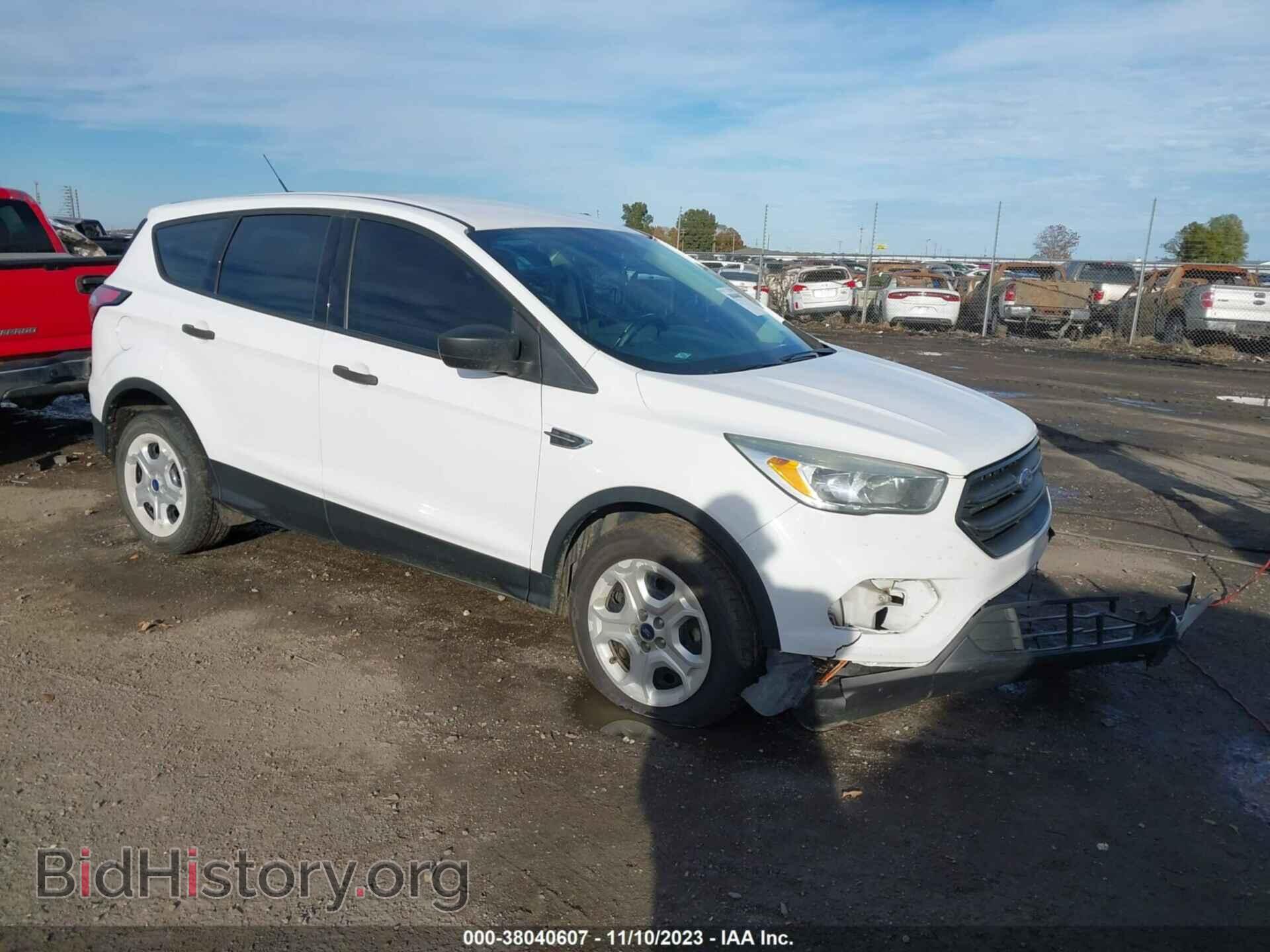 Фотография 1FMCU0F74HUD10464 - FORD ESCAPE 2017
