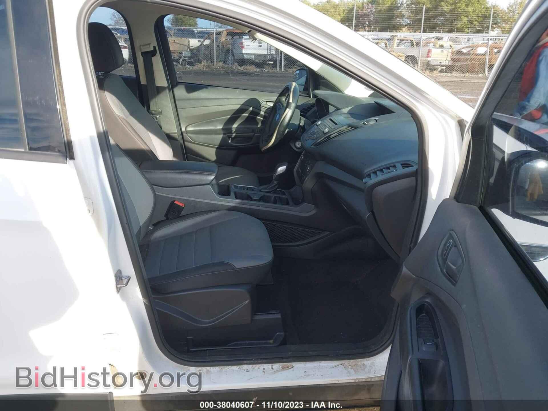 2017 FORD ESCAPE - VIN: 1FMCU0F74HUD10464 - Фото 5