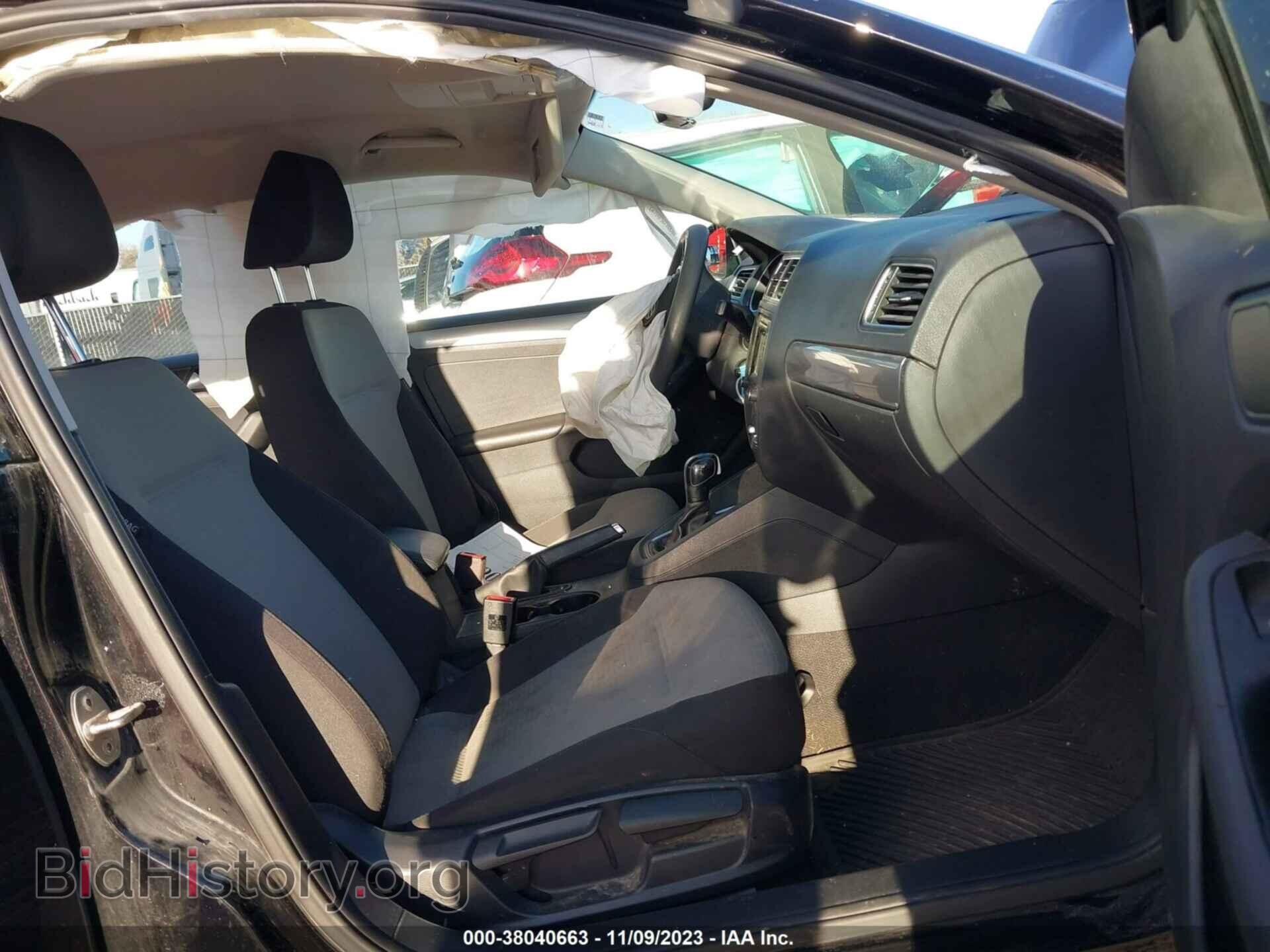 2017 VOLKSWAGEN JETTA - VIN: 3VW2B7AJ4HM255405 - Фото 5