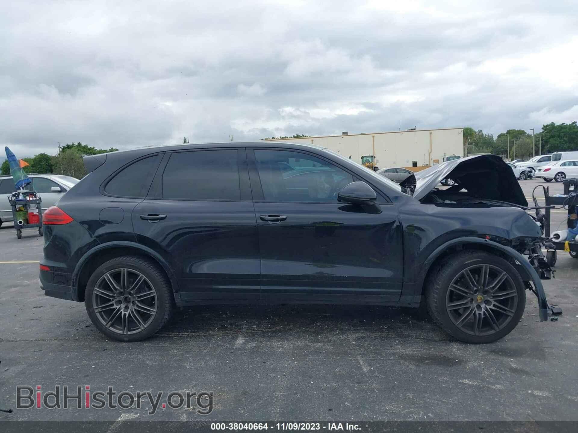 2017 PORSCHE CAYENNE - VIN: WP1AA2A21HKA90531 - Фото 13