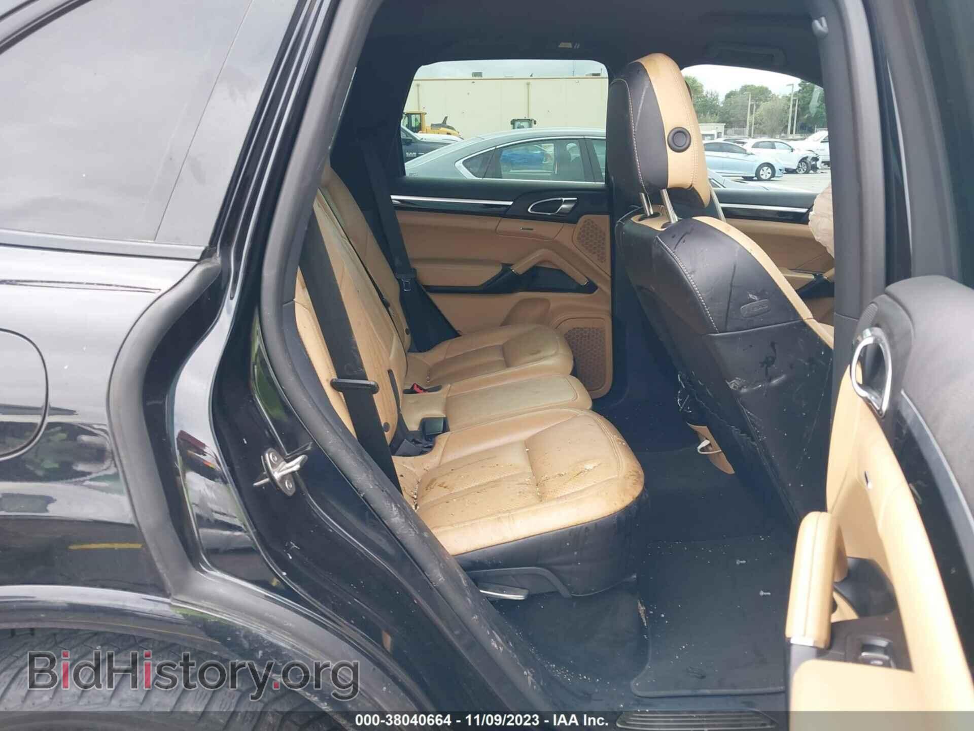 2017 PORSCHE CAYENNE - VIN: WP1AA2A21HKA90531 - Фото 8