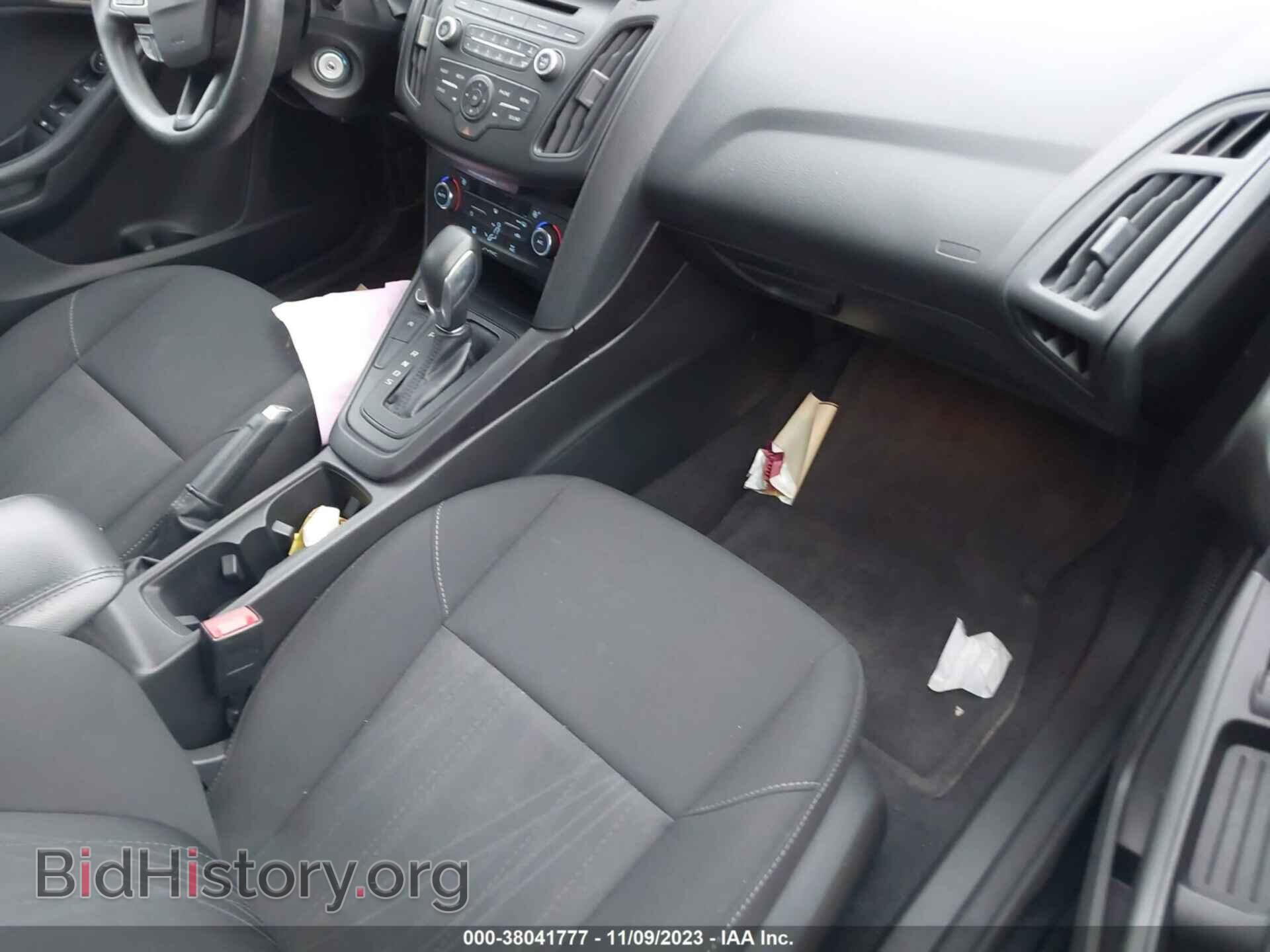 2017 FORD FOCUS - VIN: 1FADP3FE3HL218936 - Photo 5