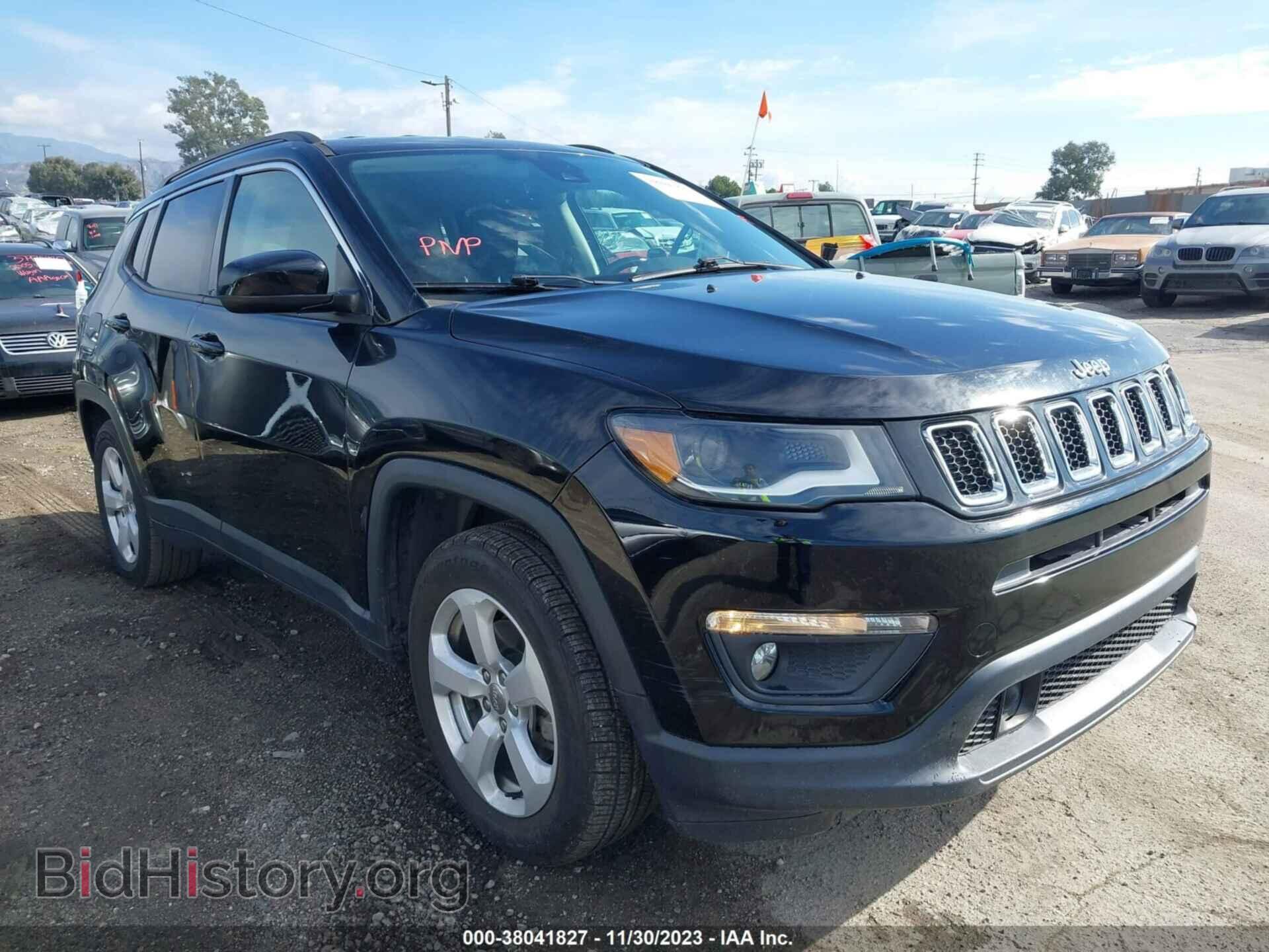 Фотография 3C4NJCBB5JT266492 - JEEP COMPASS 2018