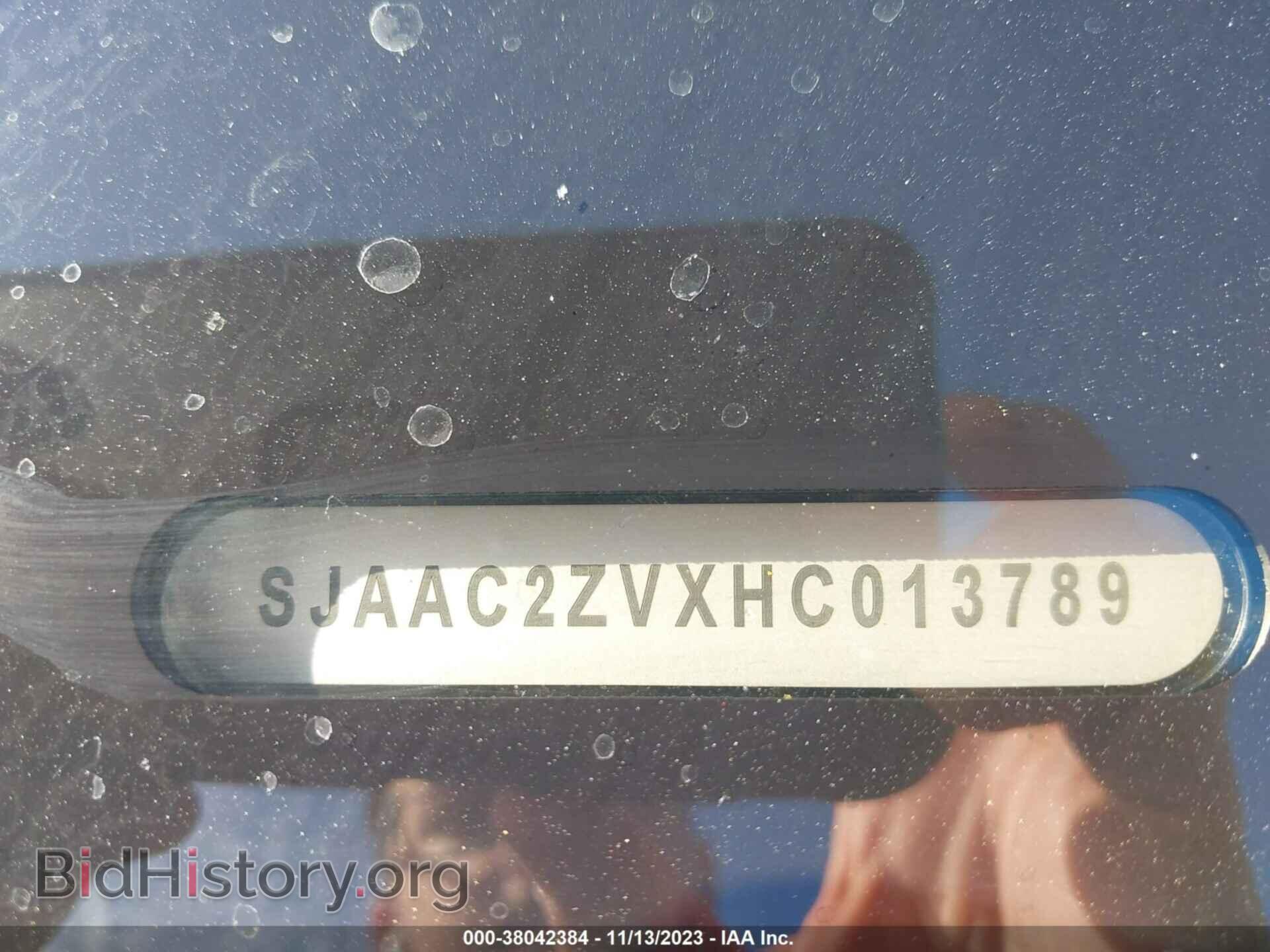 2017 BENTLEY BENTAYGA - VIN: SJAAC2ZVXHC013789 - Фото 9