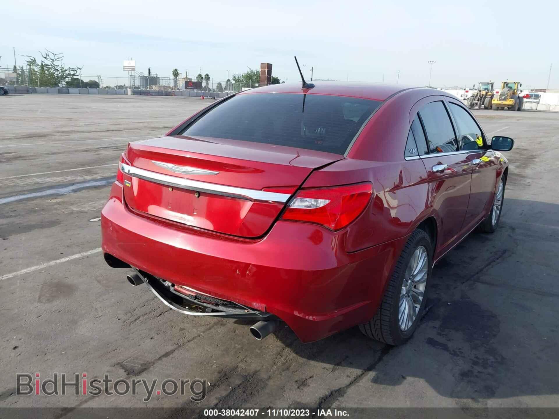 2012 CHRYSLER 200 - VIN: 1C3CCBCG0CN144782 - Фото 6