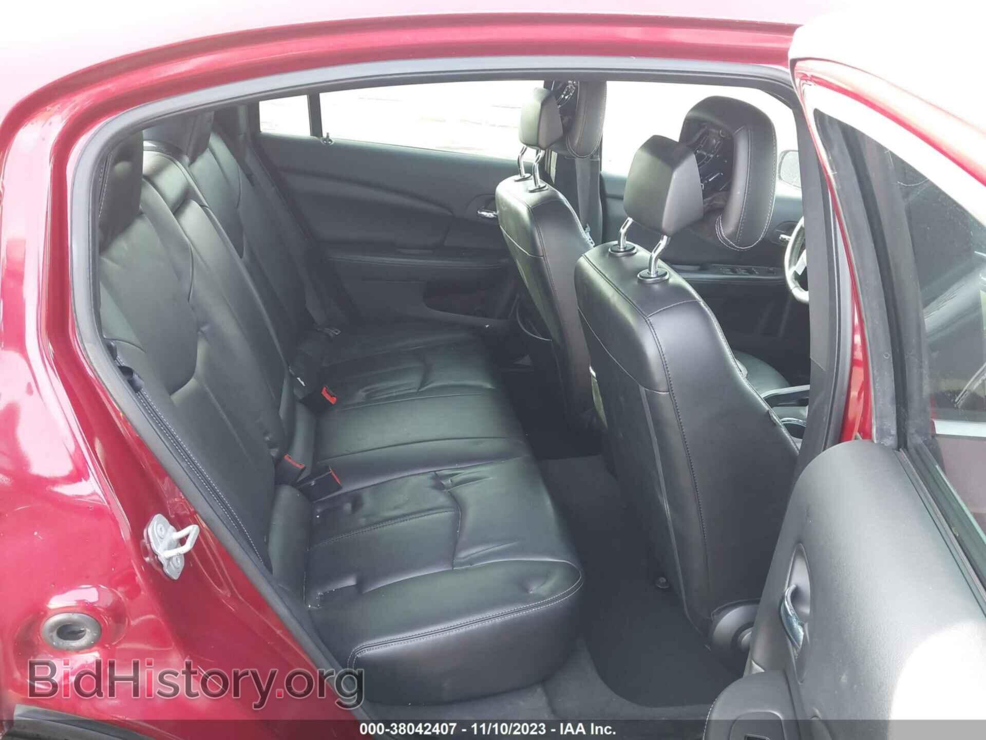 2012 CHRYSLER 200 - VIN: 1C3CCBCG0CN144782 - Фото 8