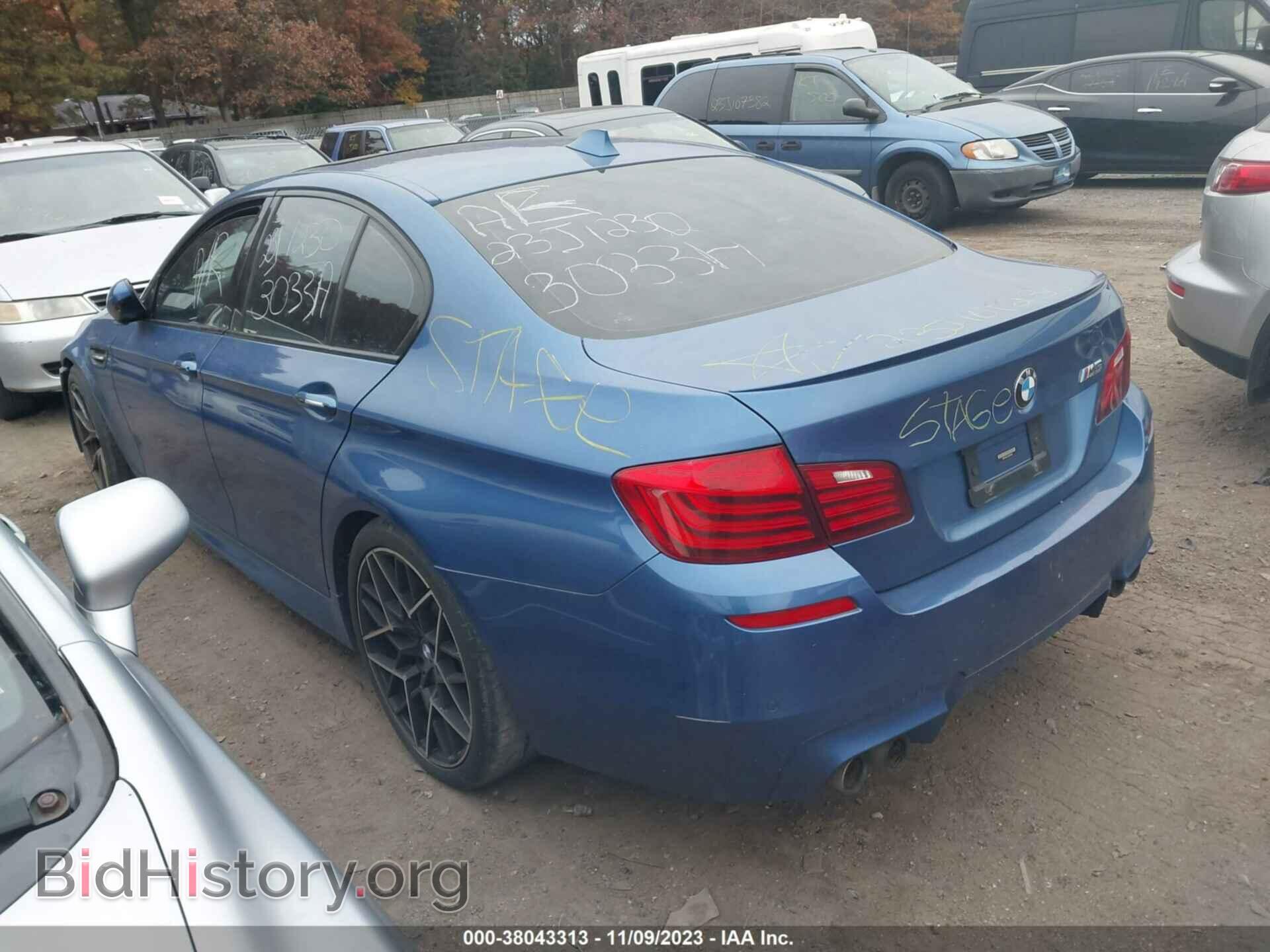 2014 BMW M5 - VIN: WBSFV9C52ED592906 - Фото 3