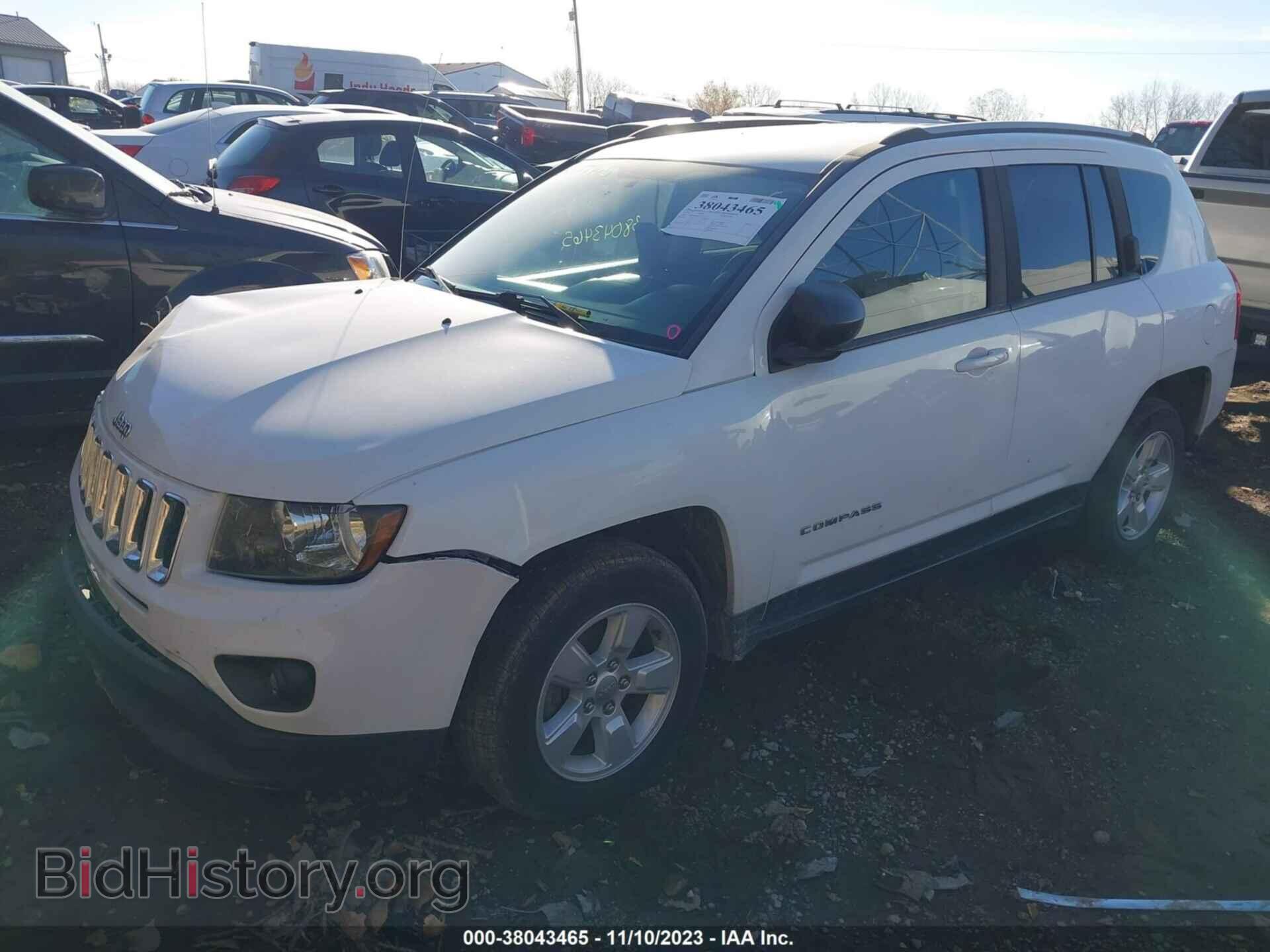 2016 JEEP COMPASS - VIN: 1C4NJCBB4GD754377 - Фото 2