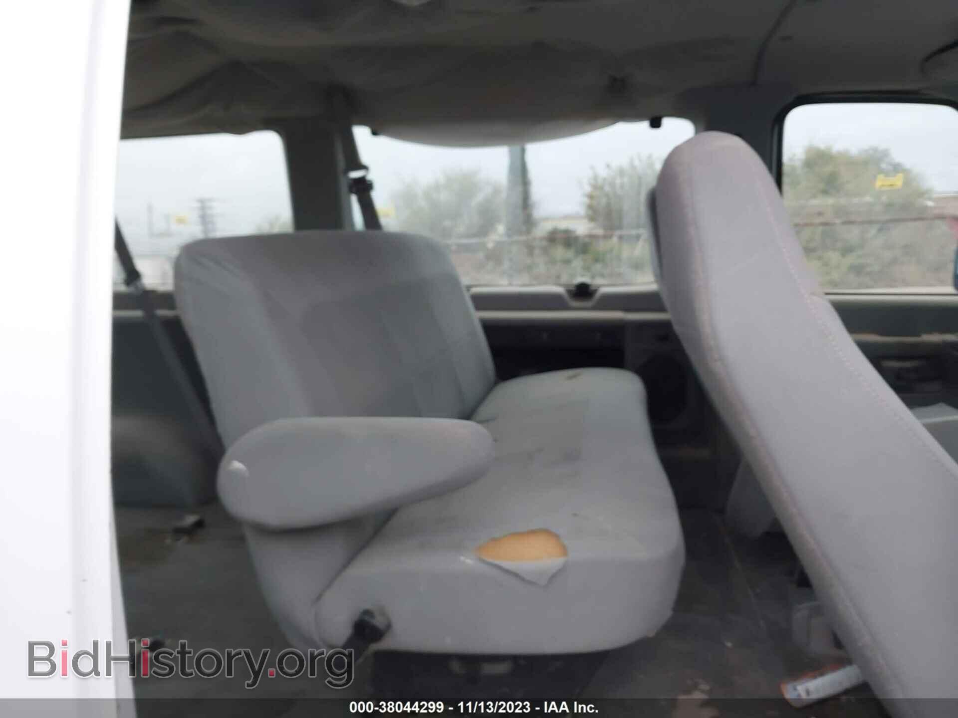 2006 FORD ECONOLINE - VIN: 1FBSS31L26DB27996 - Фото 8