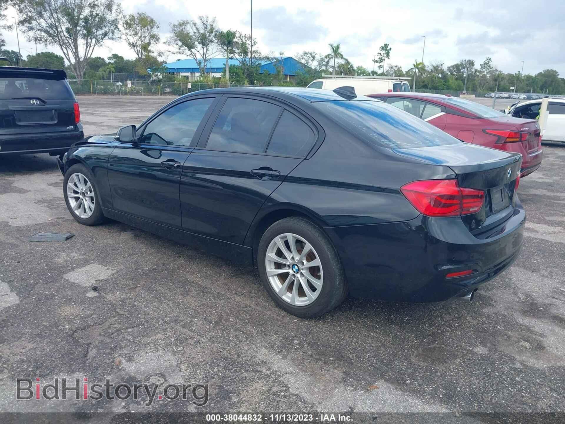 2017 BMW 320I - VIN: WBA8A9C57HK620028 - Фото 3