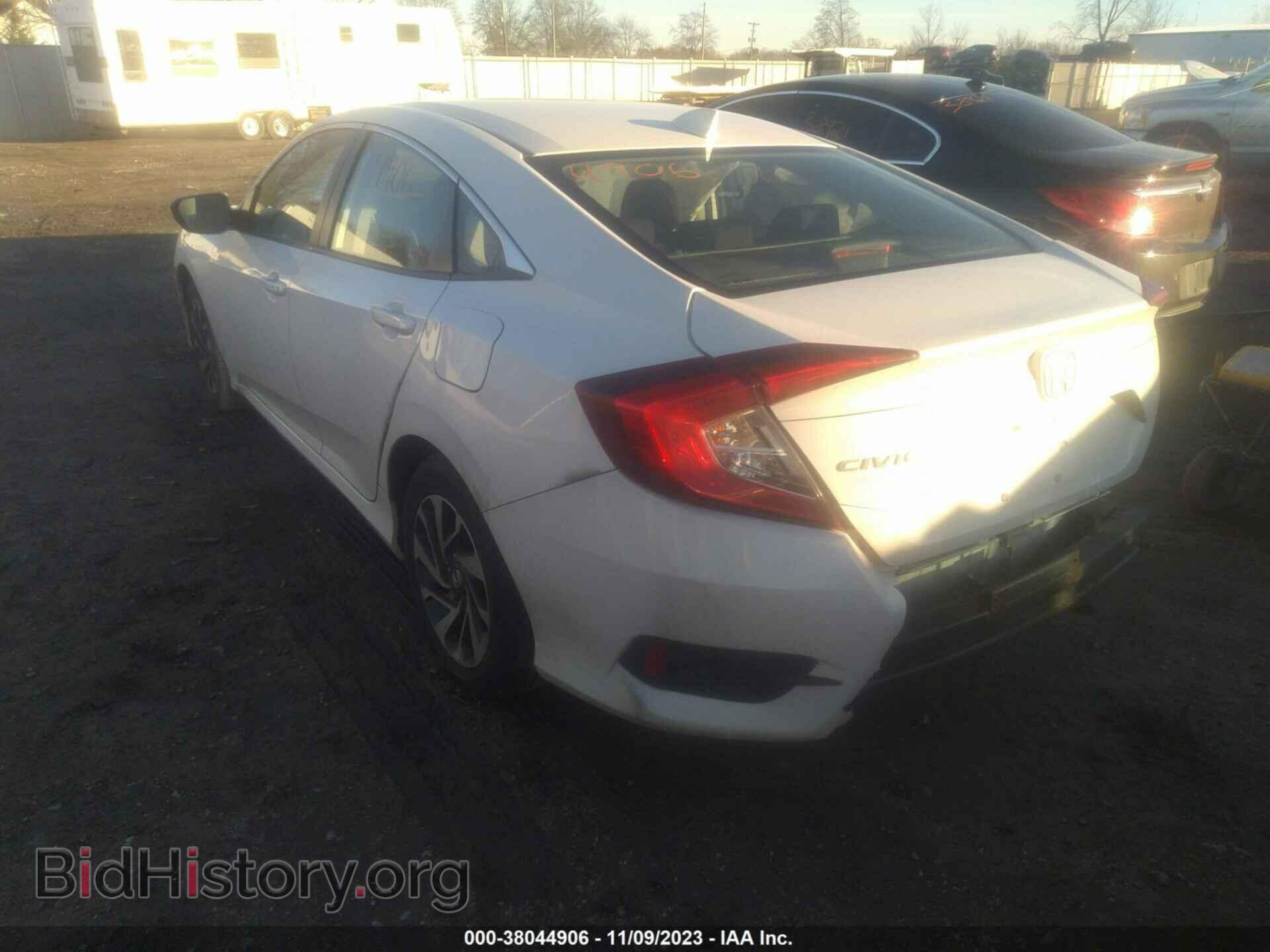 2017 HONDA CIVIC - VIN: 19XFC2F78HE046549 - Фото 3