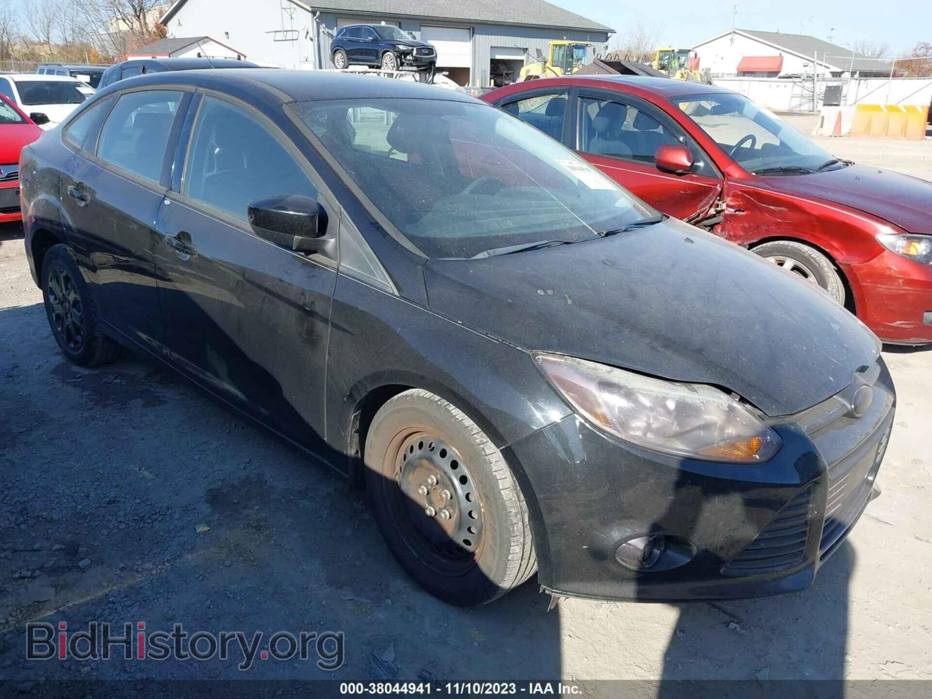 Фотография 1FAHP3F22CL242564 - FORD FOCUS 2012
