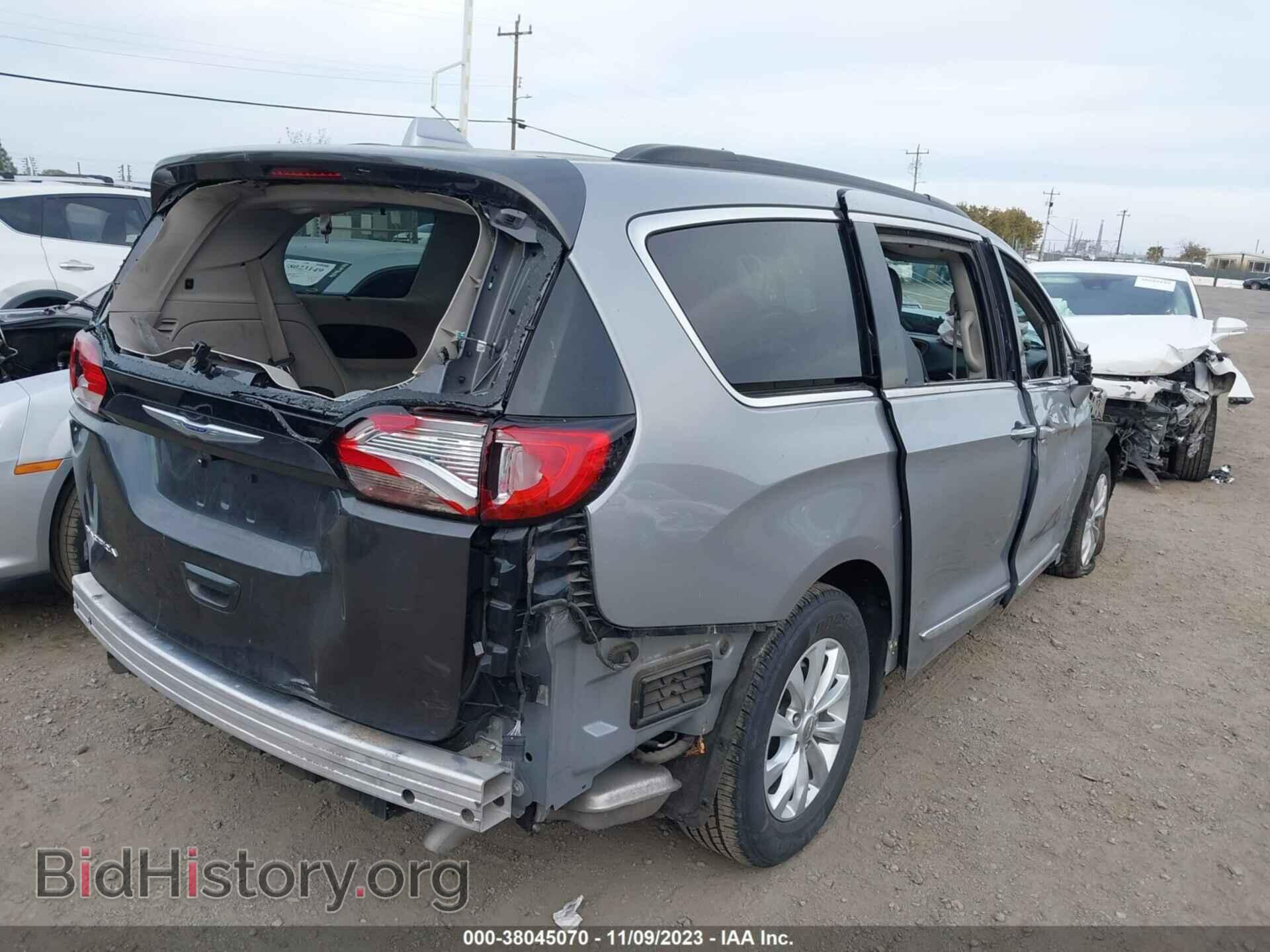 2017 CHRYSLER PACIFICA - VIN: 2C4RC1BG1HR642095 - Photo 4
