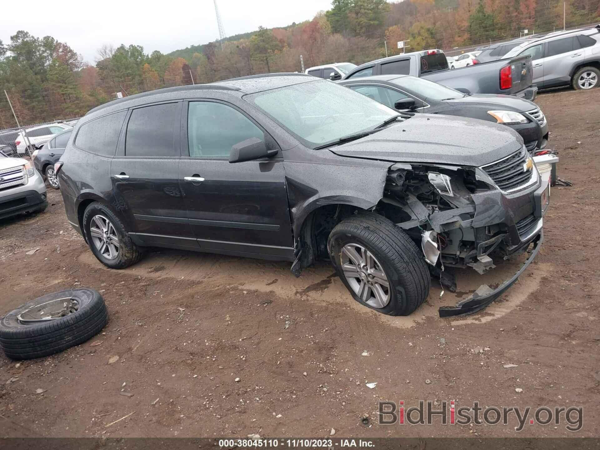 Photo 1GNKRFED5HJ326144 - CHEVROLET TRAVERSE 2017