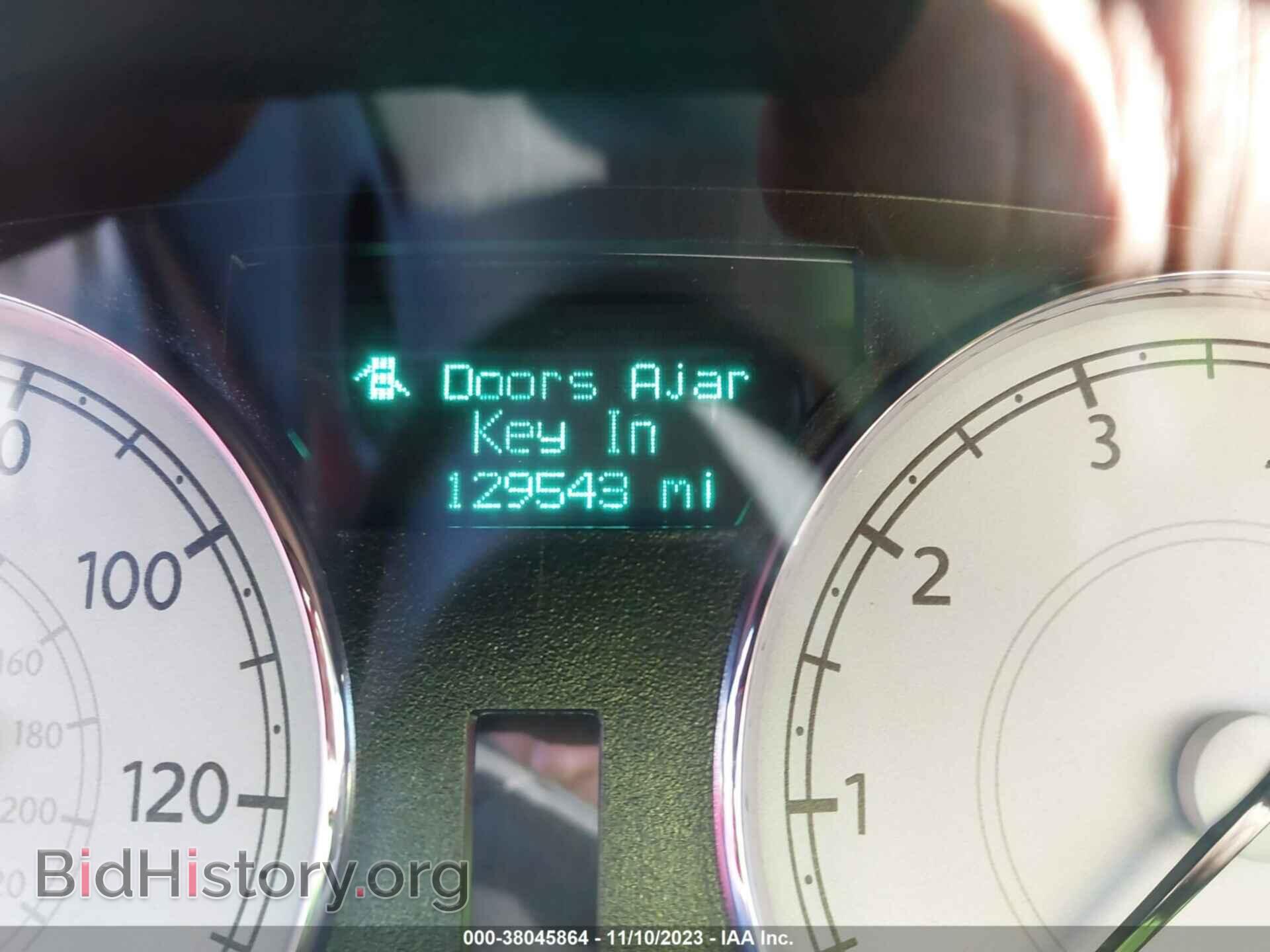 2010 CHRYSLER 300 - VIN: 2C3CA3CV8AH141497 - Фото 7