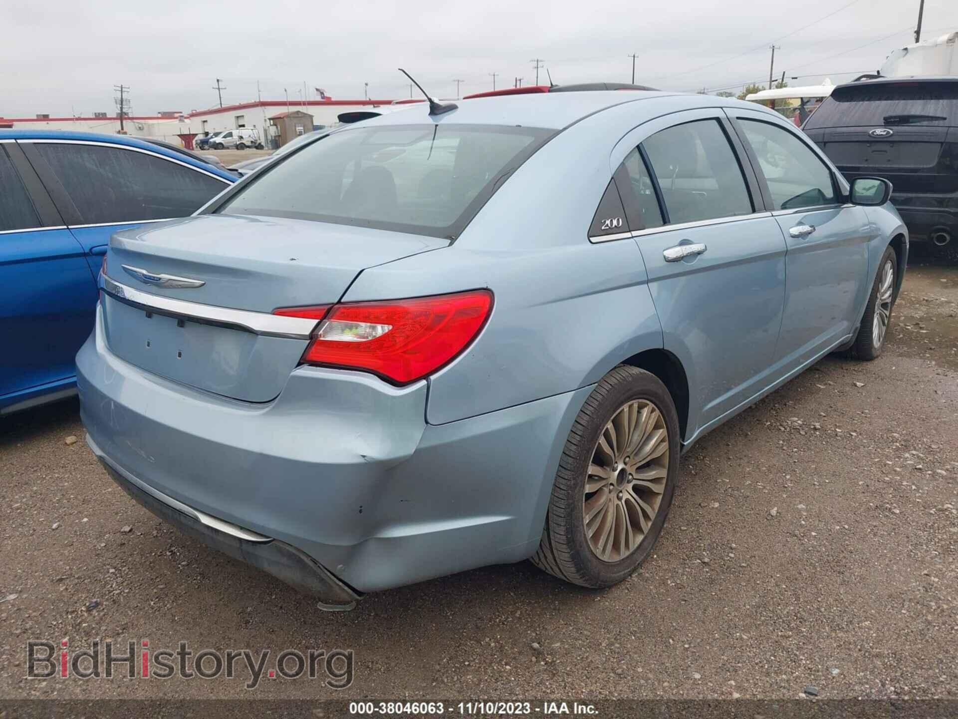 2012 CHRYSLER 200 - VIN: 1C3CCBCG5CN306700 - Фото 4