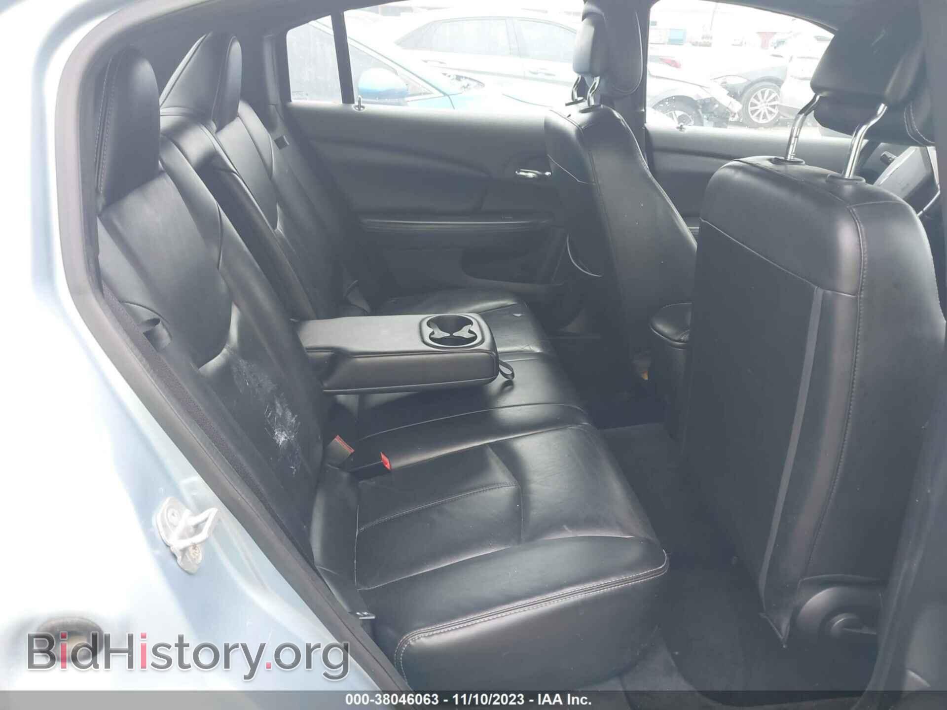 2012 CHRYSLER 200 - VIN: 1C3CCBCG5CN306700 - Фото 8
