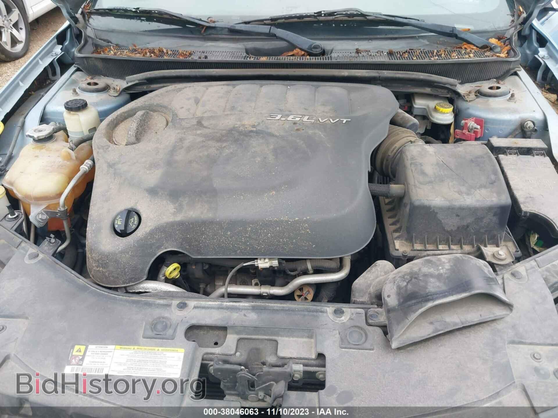 2012 CHRYSLER 200 - VIN: 1C3CCBCG5CN306700 - Фото 10