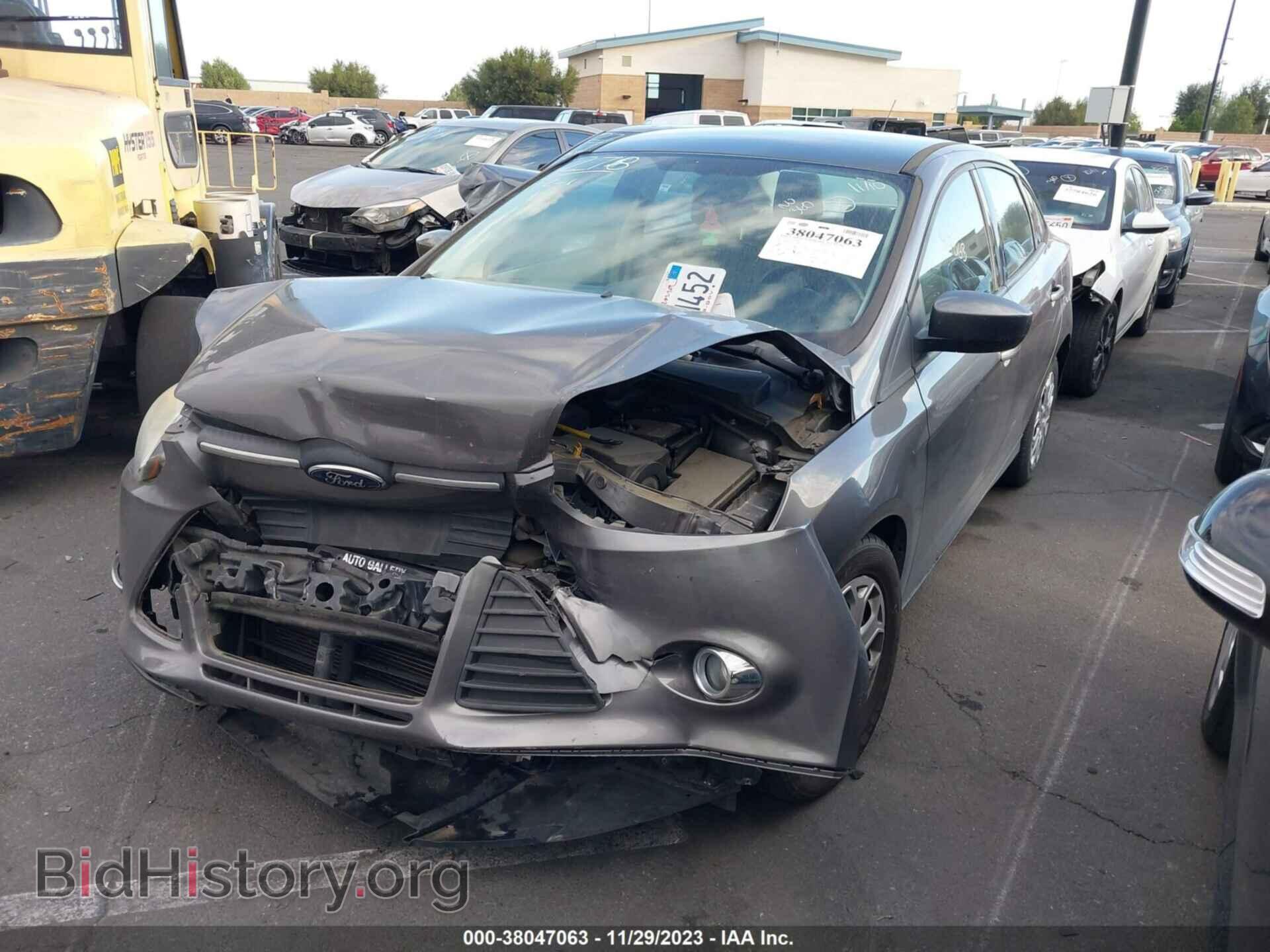 2012 FORD FOCUS - VIN: 1FAHP3F29CL469802 - Photo 2