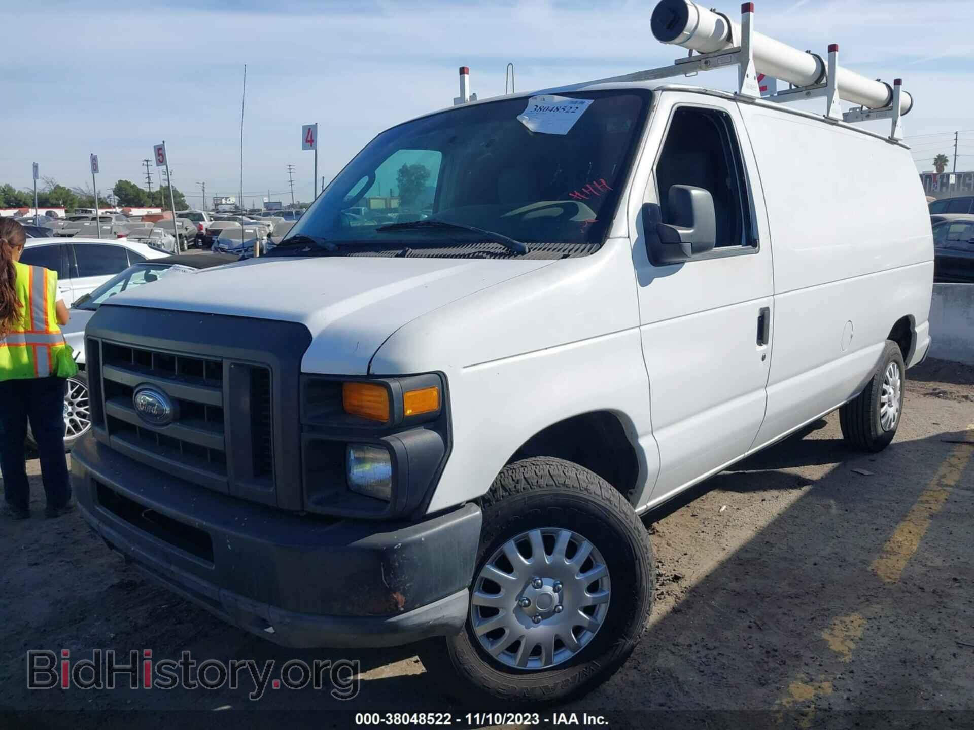 2011 FORD E-150 - VIN: 1FTNE1EW8BDA46570 - Фото 2