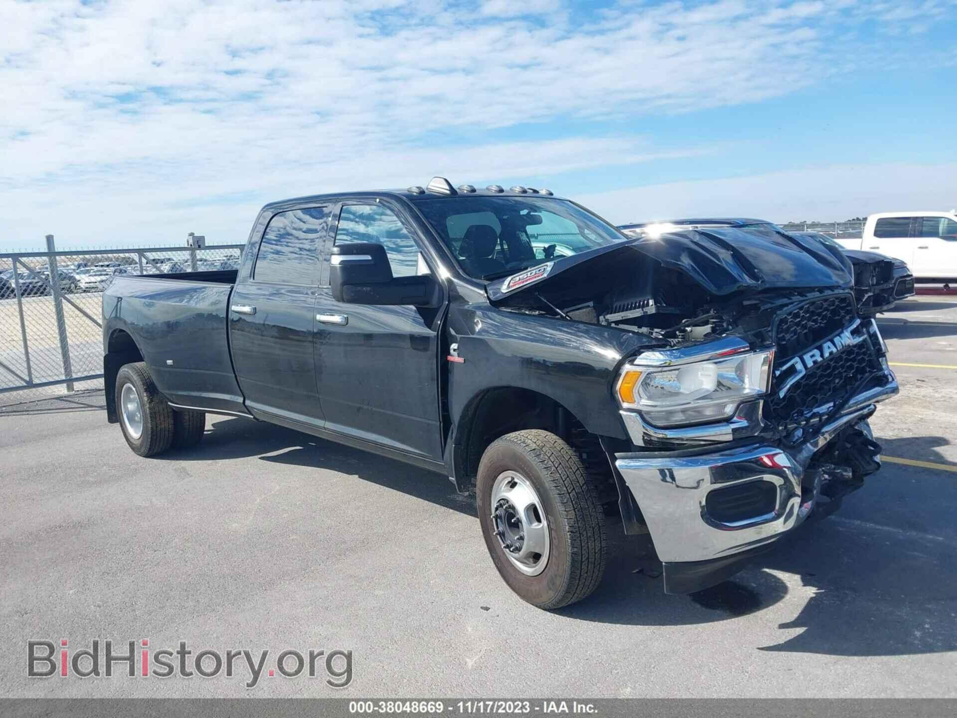 Photo 3C63RRGL9PG521397 - RAM 3500 2023