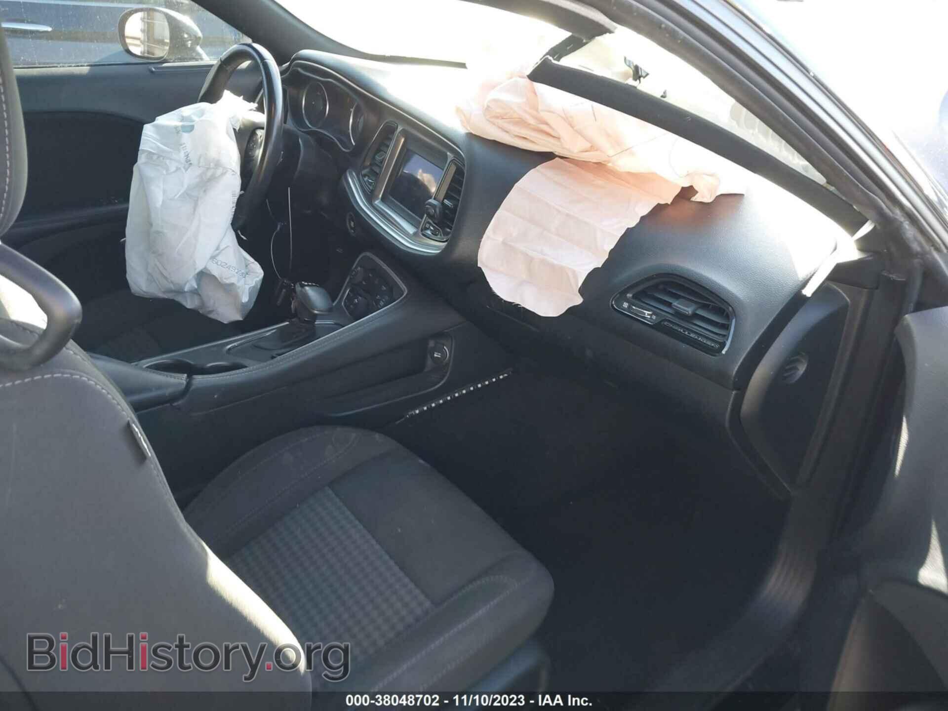 2019 DODGE CHALLENGER - VIN: 2C3CDZAG4KH677489 - Фото 5