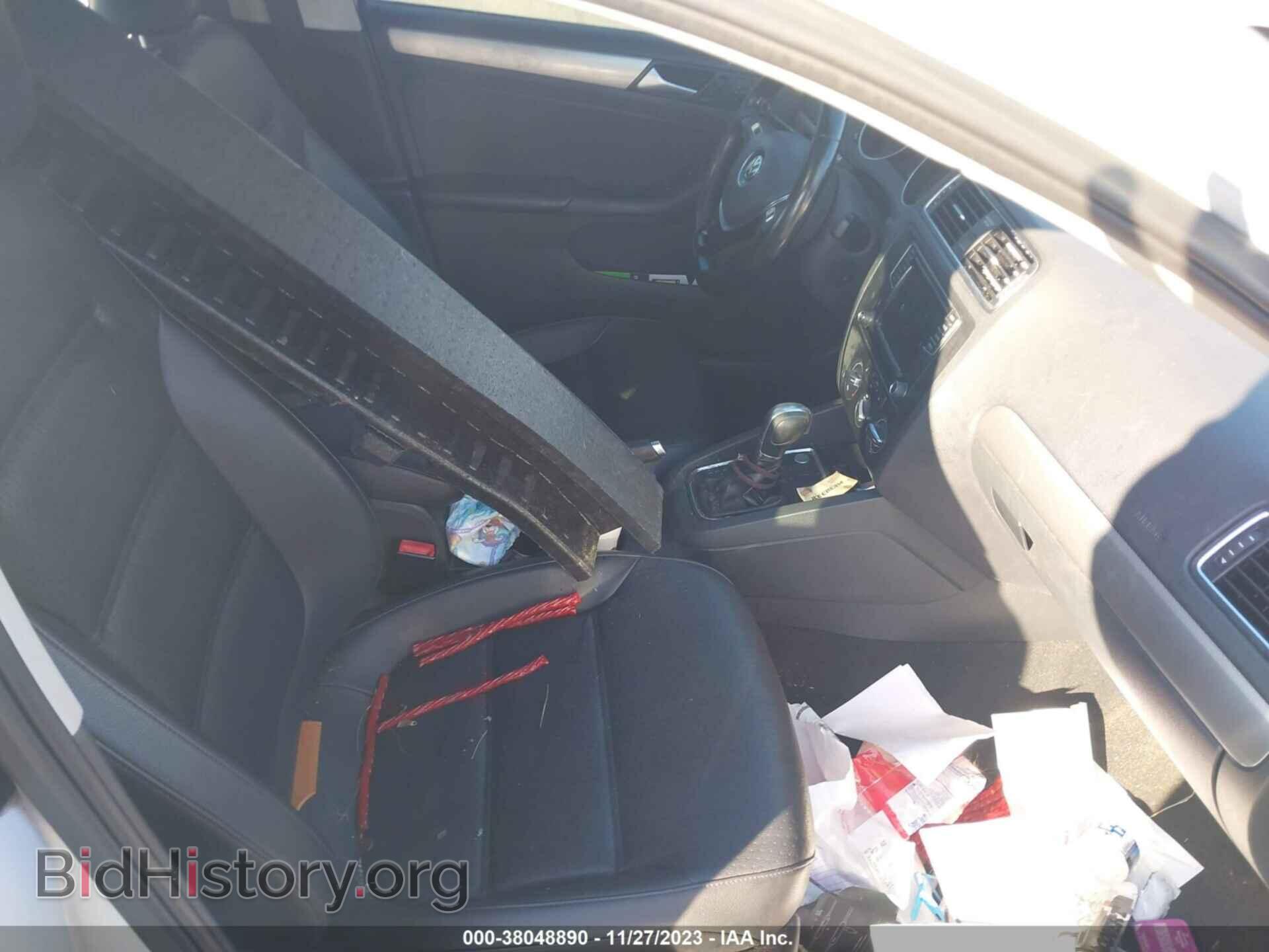 2017 VOLKSWAGEN JETTA - VIN: 3VWDB7AJ9HM273892 - Фото 5