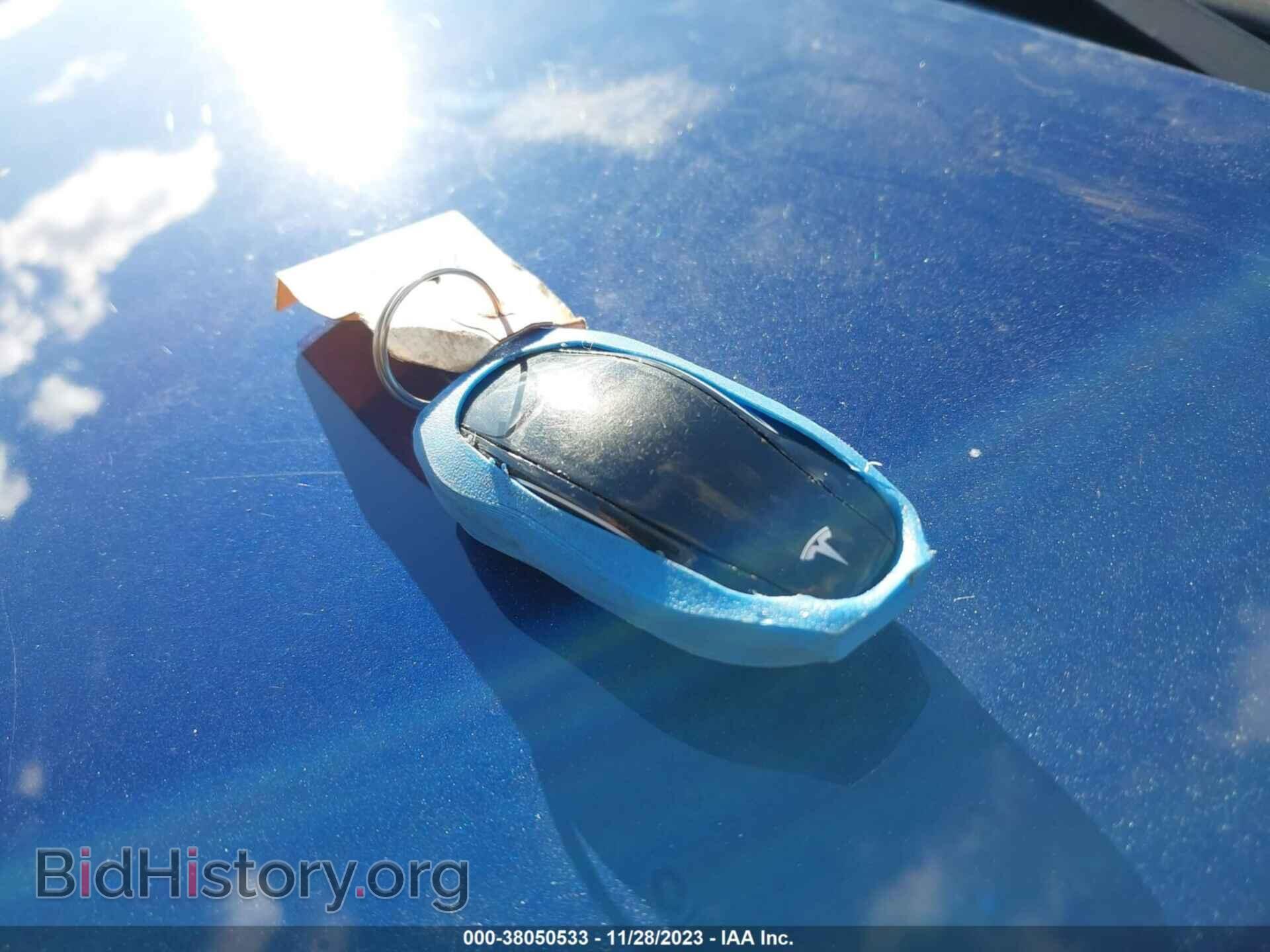 2015 TESLA MODEL S - VIN: 5YJSA4H41FF090953 - Photo 11