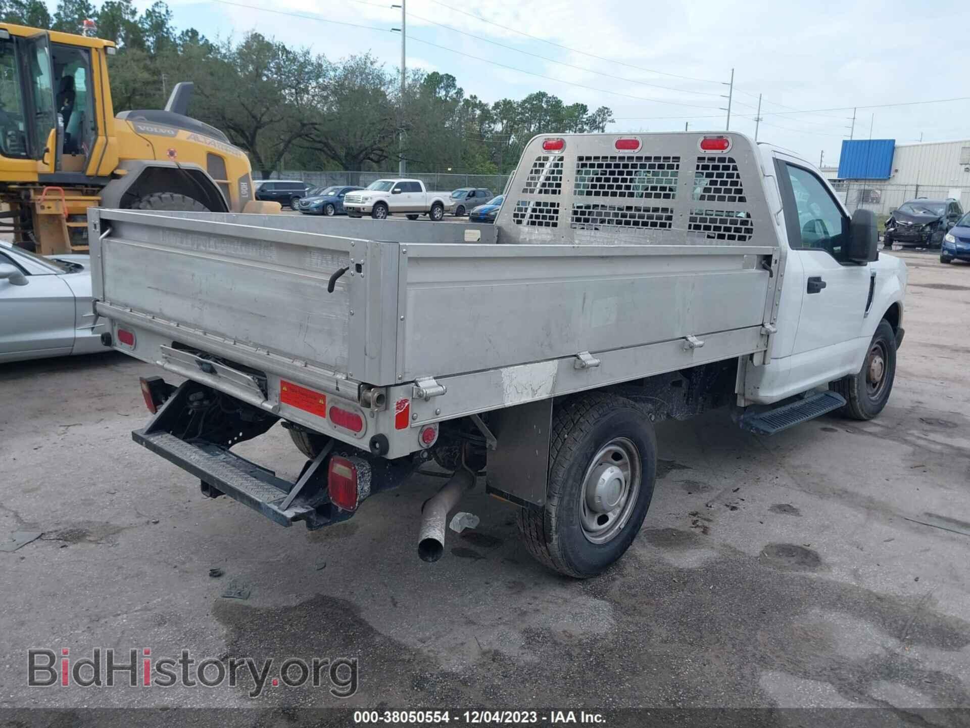 2017 FORD F-250 - VIN: 1FDBF2A67HEC81827 - Фото 4