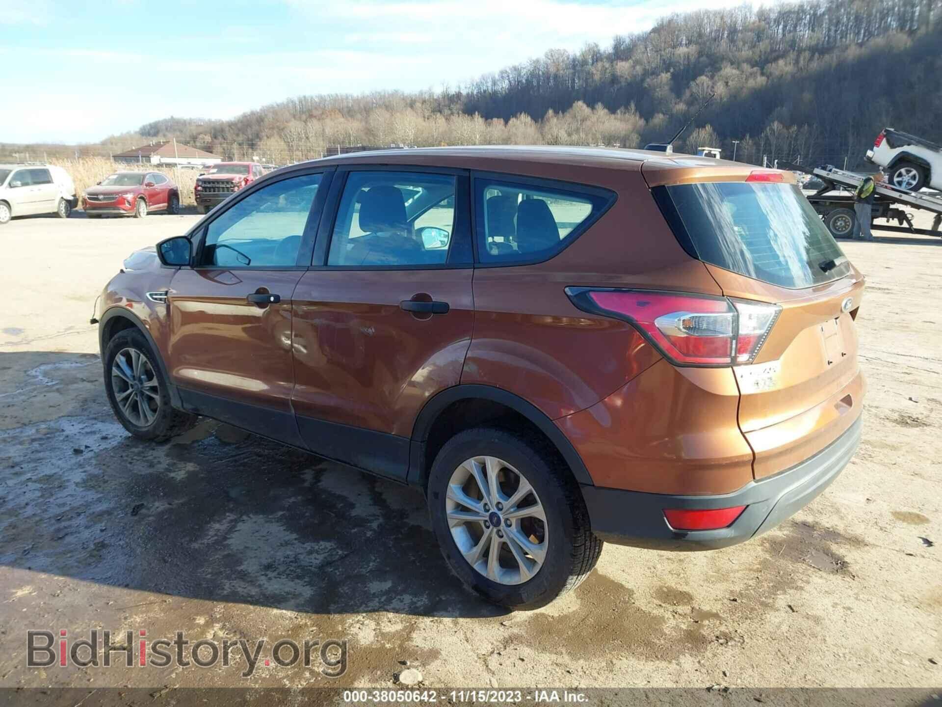 2017 FORD ESCAPE - VIN: 1FMCU0F77HUB00845 - Фото 3