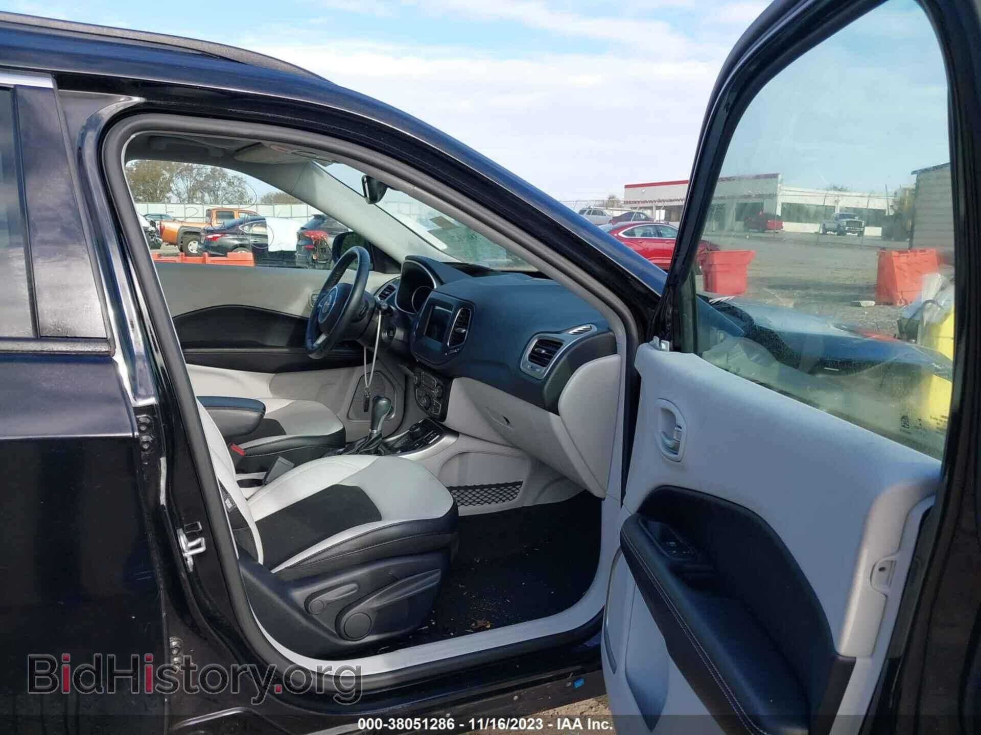 2018 JEEP COMPASS - VIN: 3C4NJDBBXJT238399 - Фото 5