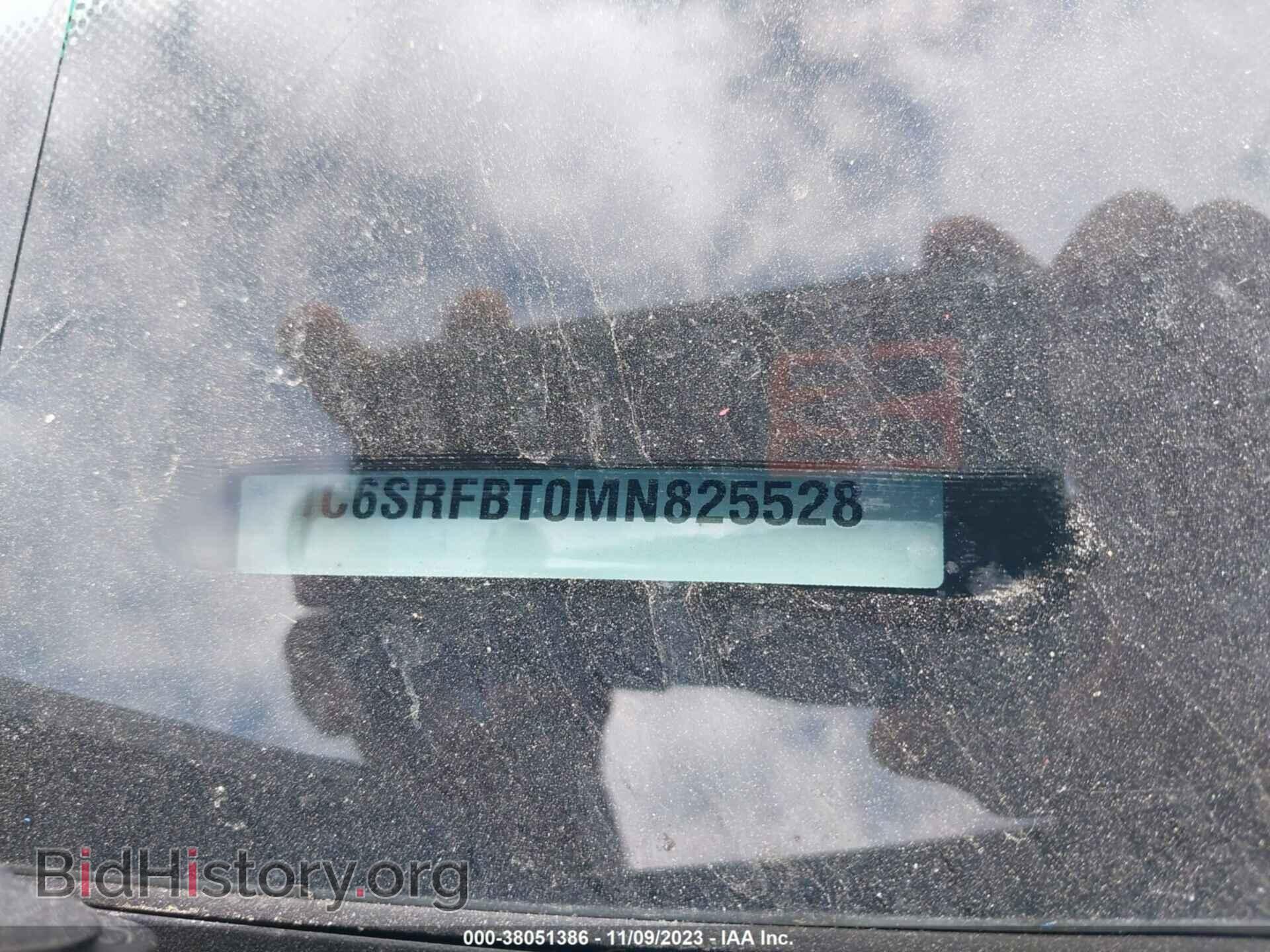 2021 RAM 1500 - VIN: 1C6SRFBT0MN825528 - Фото 9