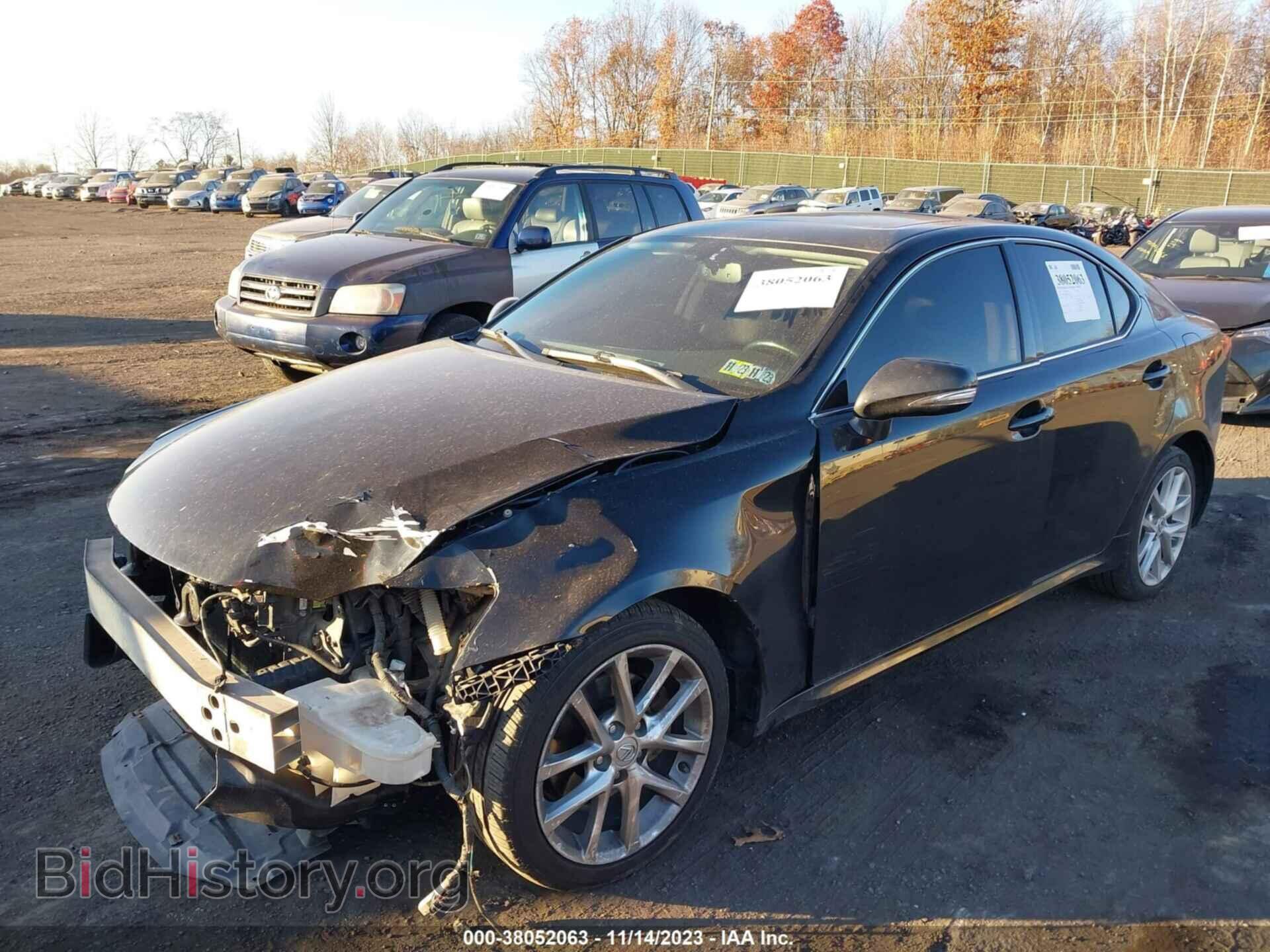 2011 LEXUS IS 250 - VIN: JTHCF5C2XB5050835 - Фото 2