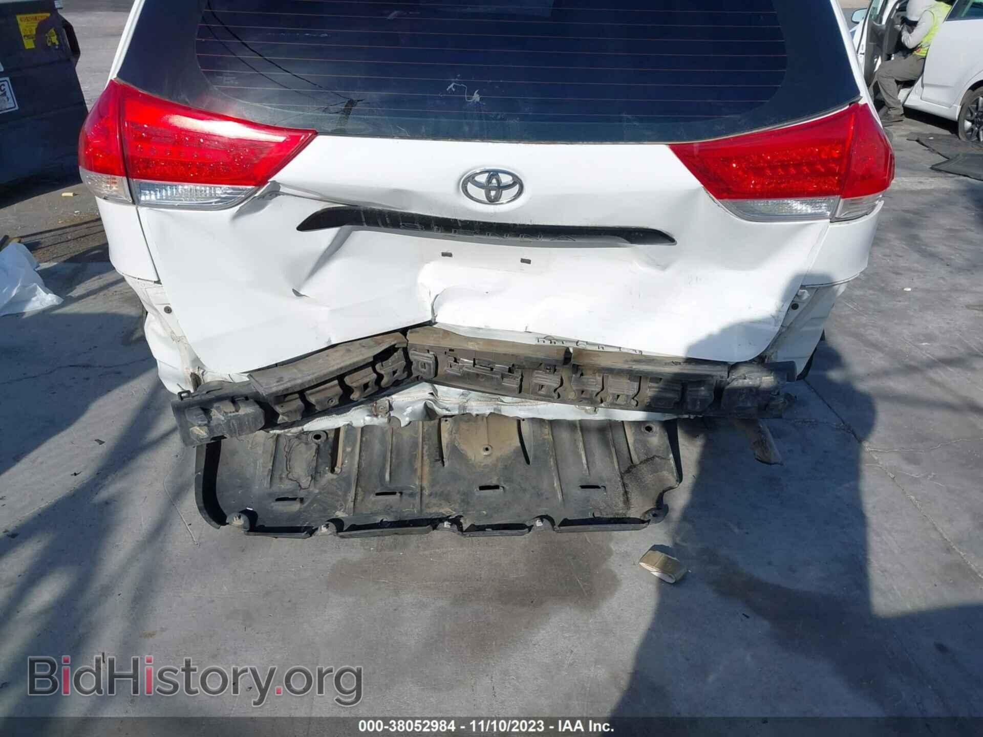 2012 TOYOTA SIENNA - VIN: 5TDKA3DC2CS012597 - Фото 6