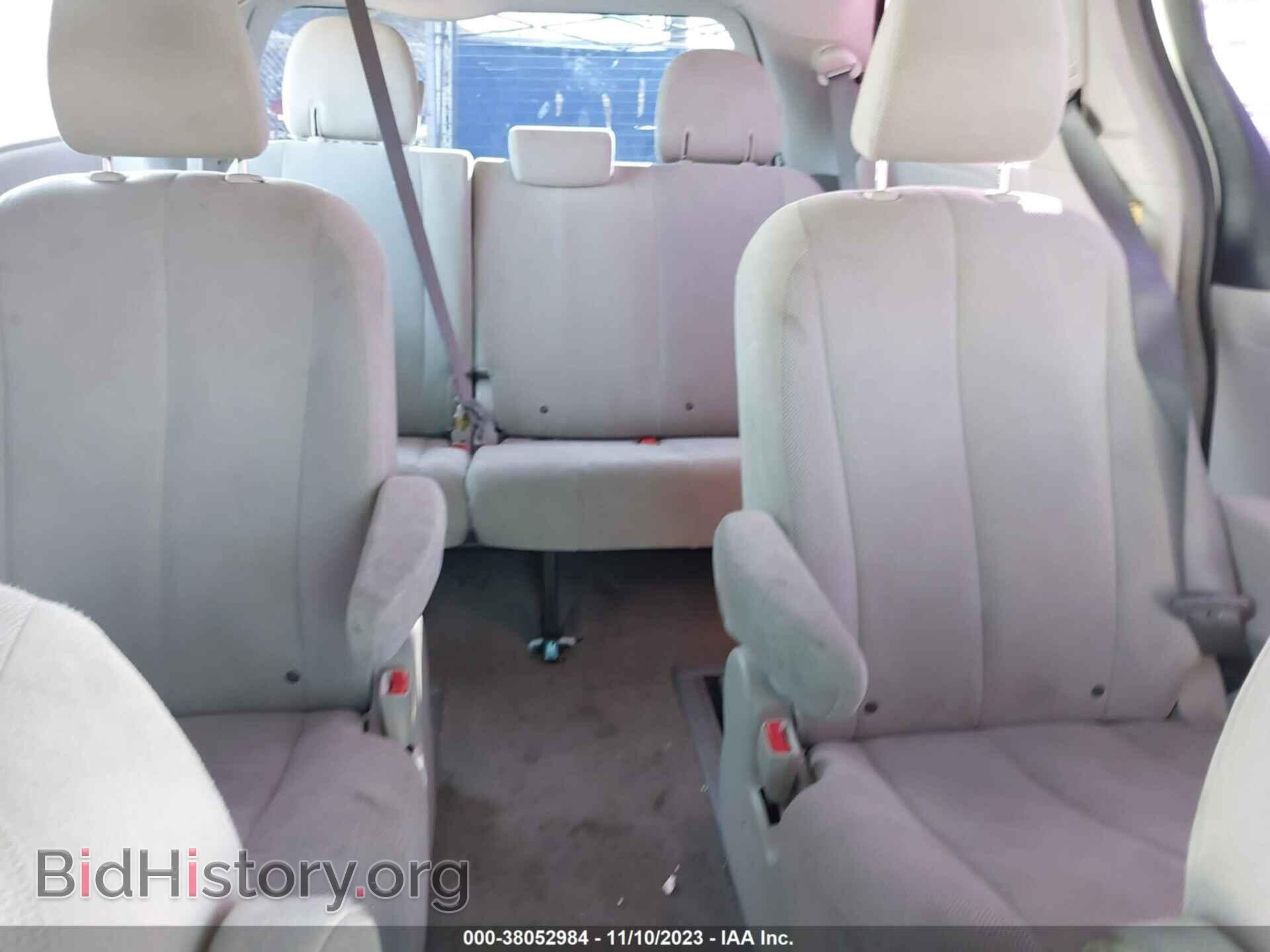 2012 TOYOTA SIENNA - VIN: 5TDKA3DC2CS012597 - Фото 8